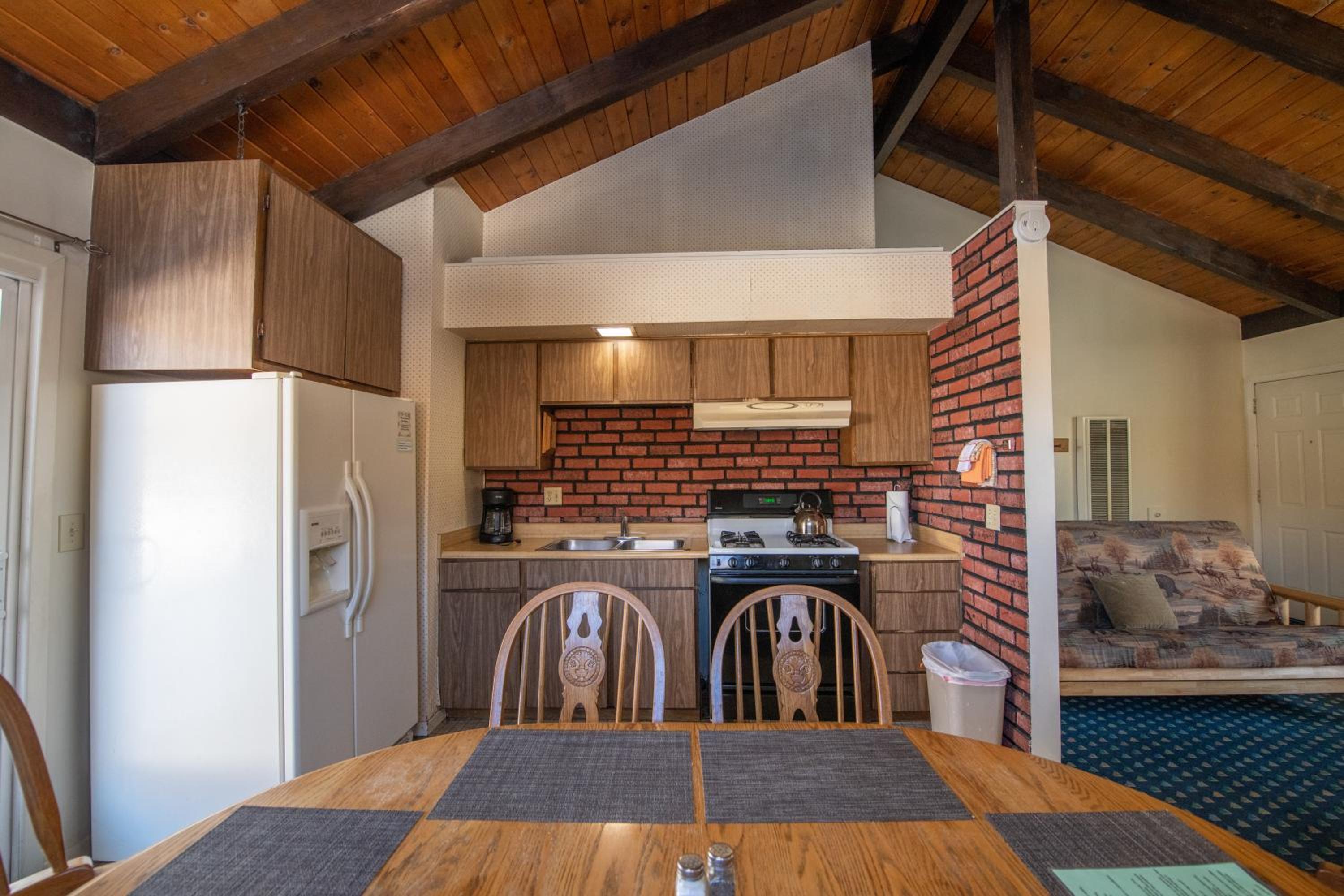 Gull Lake Lodge