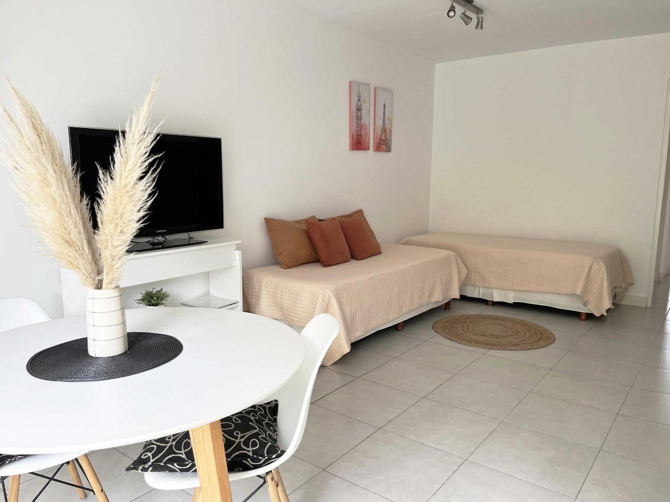 Depto zona Playa Grande para 4 personas Hola Sur