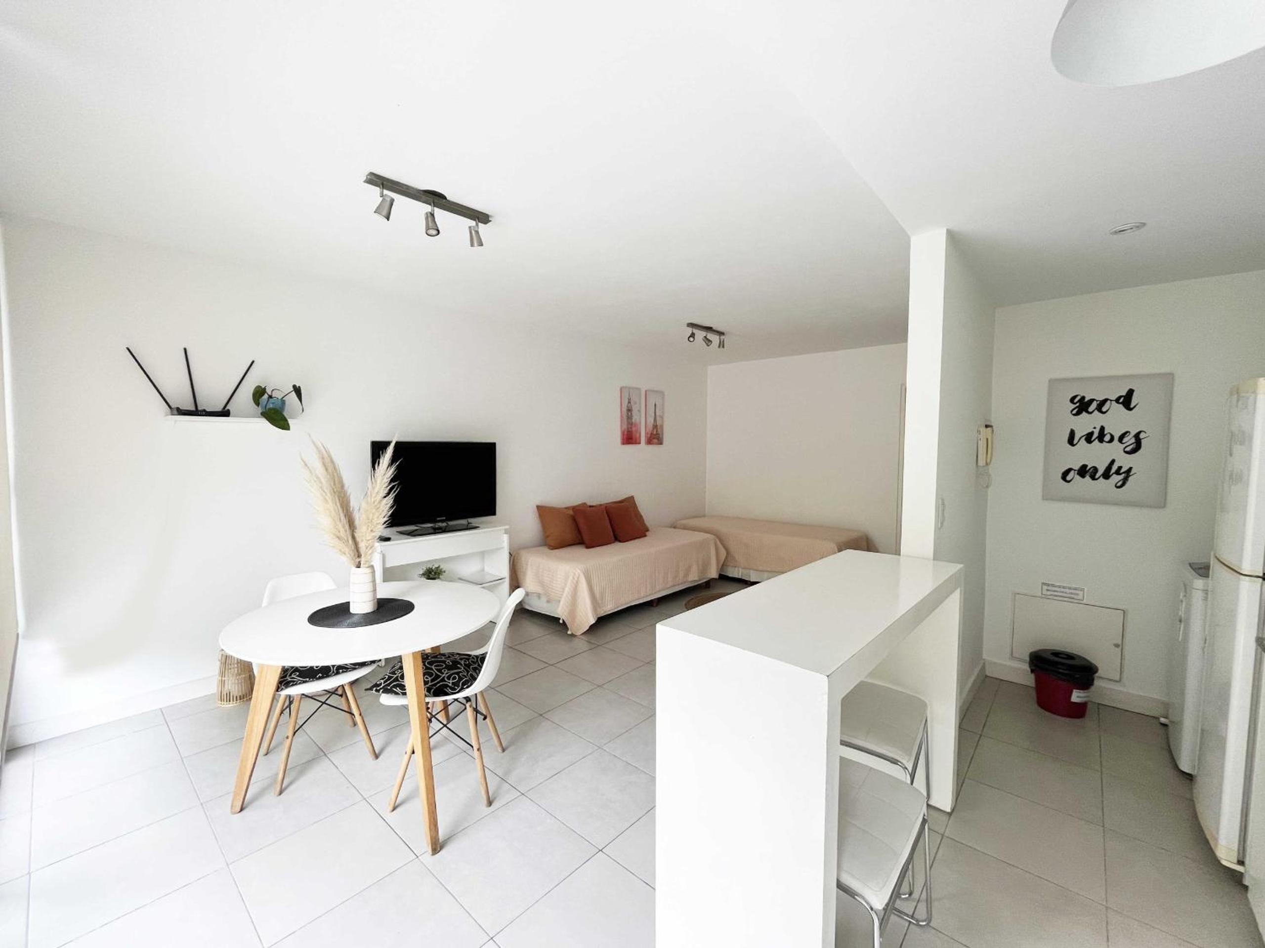 Depto zona Playa Grande para 4 personas Hola Sur