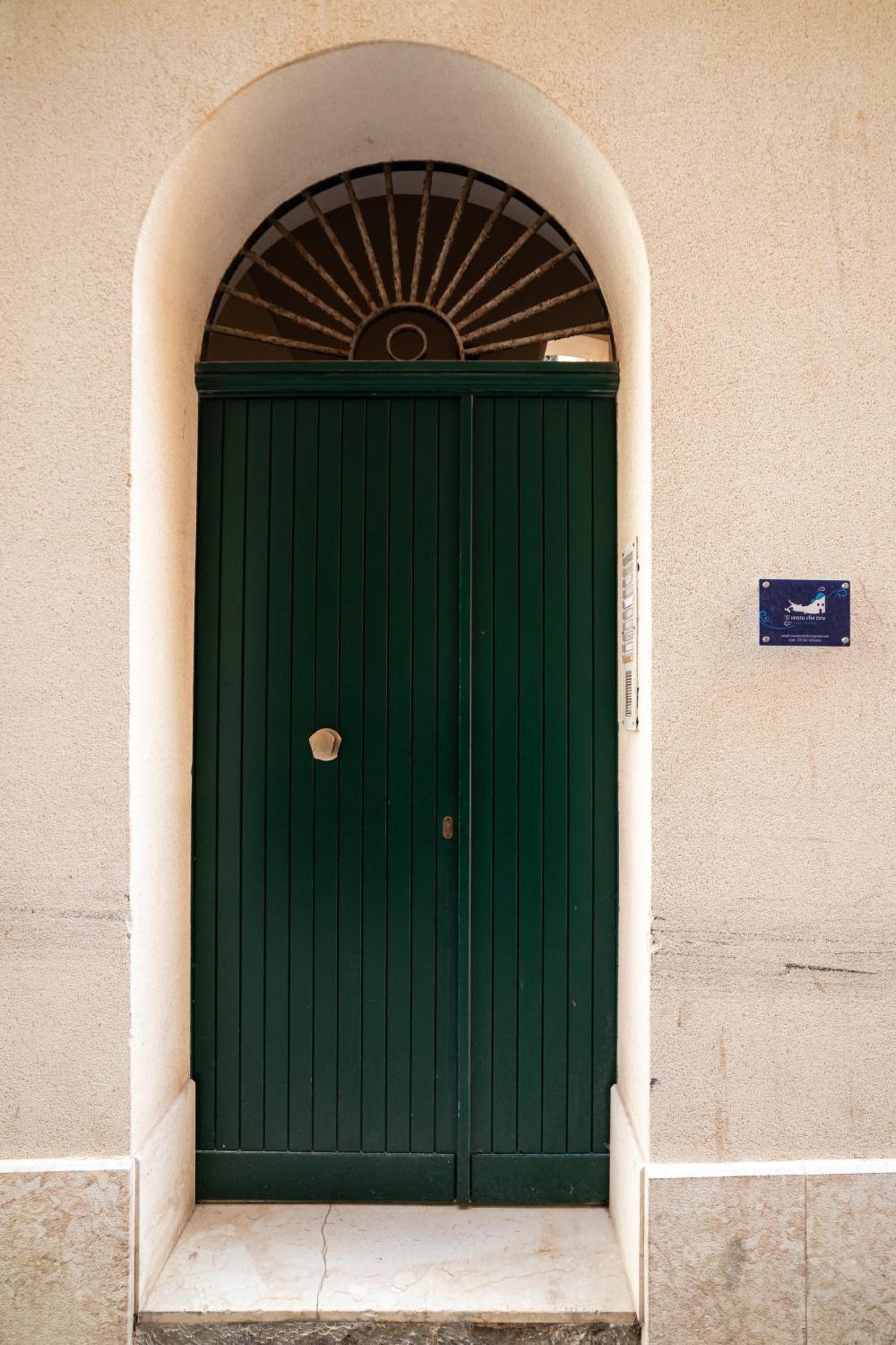 U ventu che tira casa centro storico vicino porto wi fi view 2