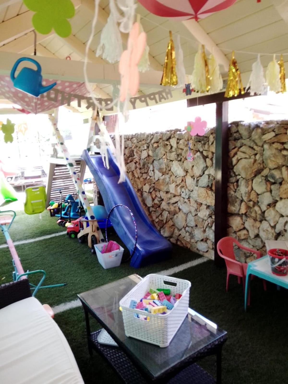 Photo 41
