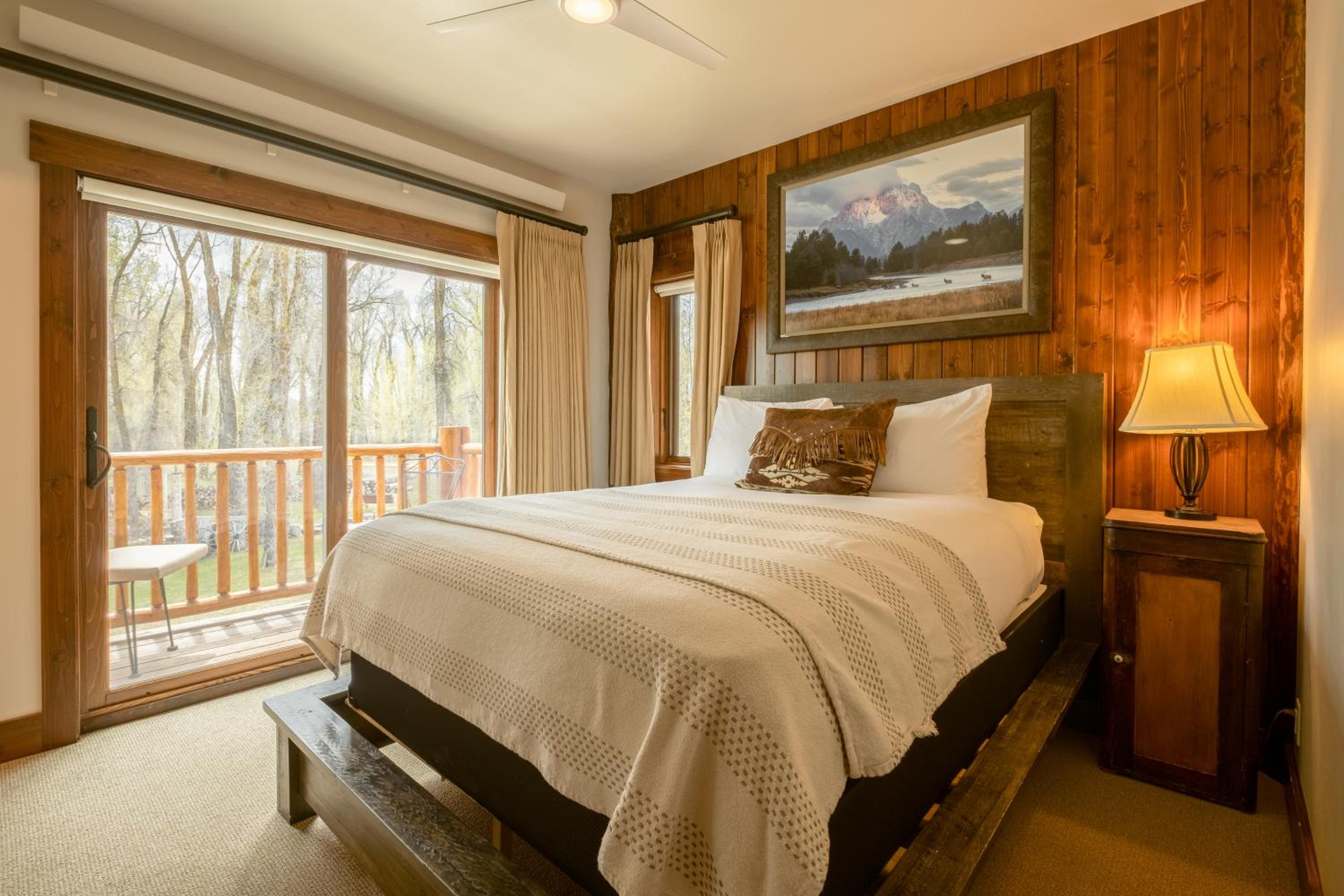 Bentwood Inn view 4