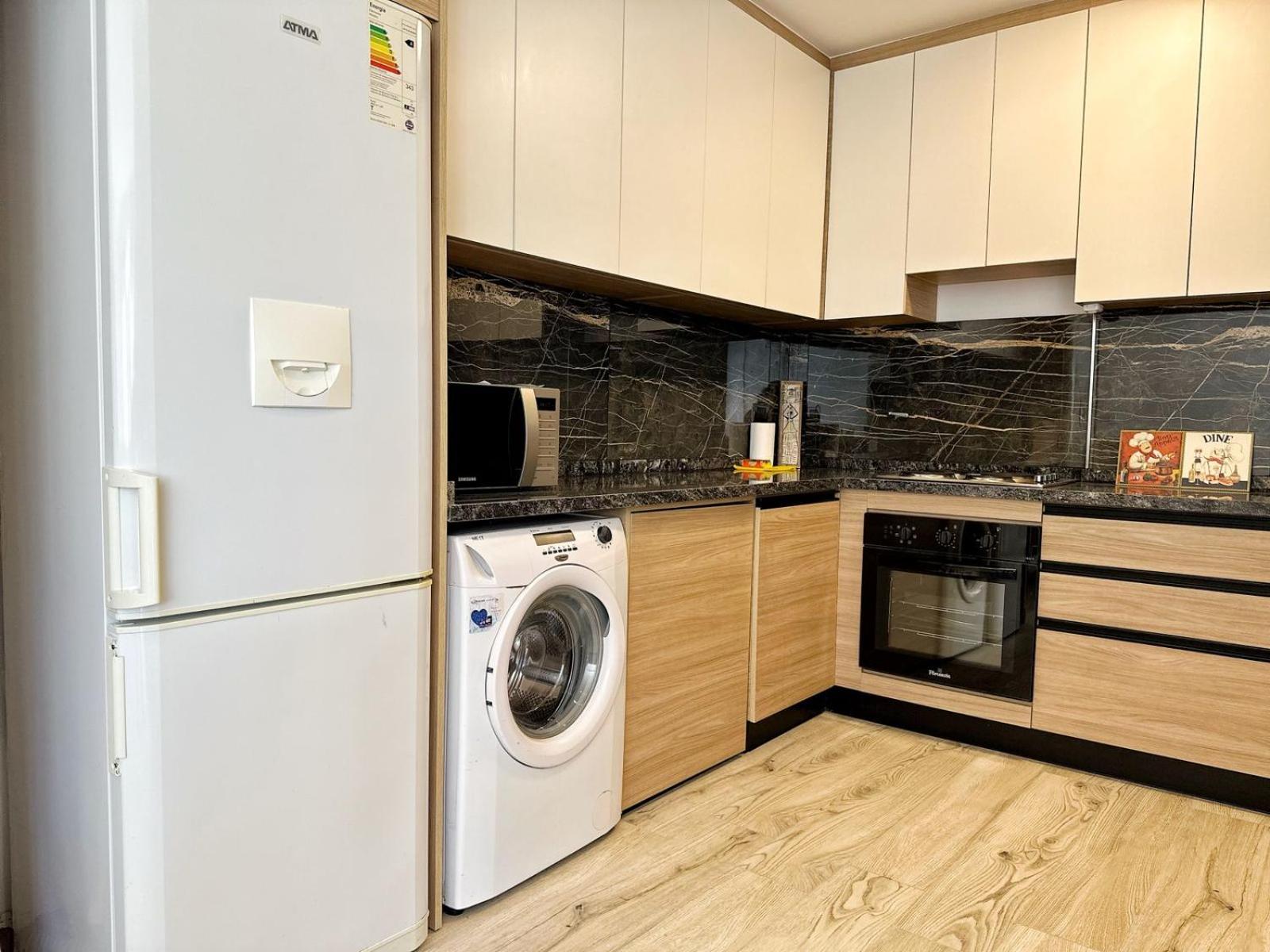 Constantino 6 Apartments