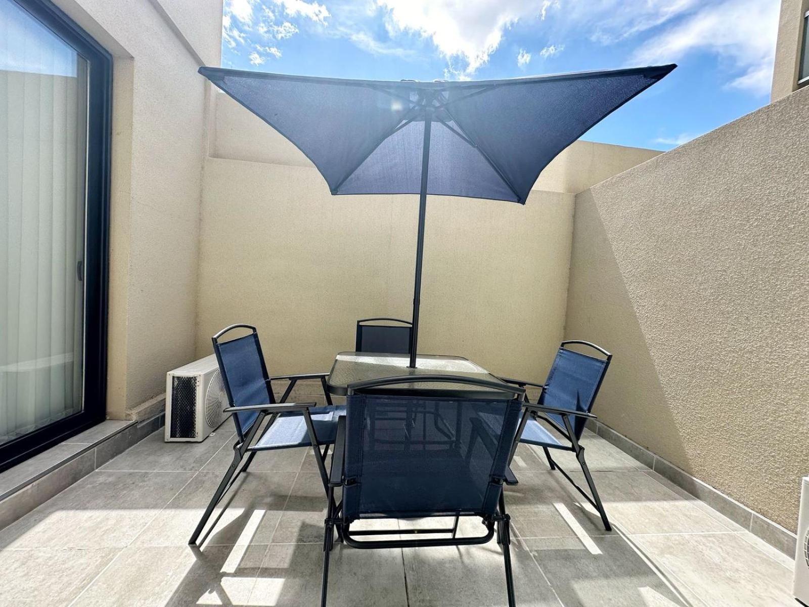 Constantino 6 Apartments