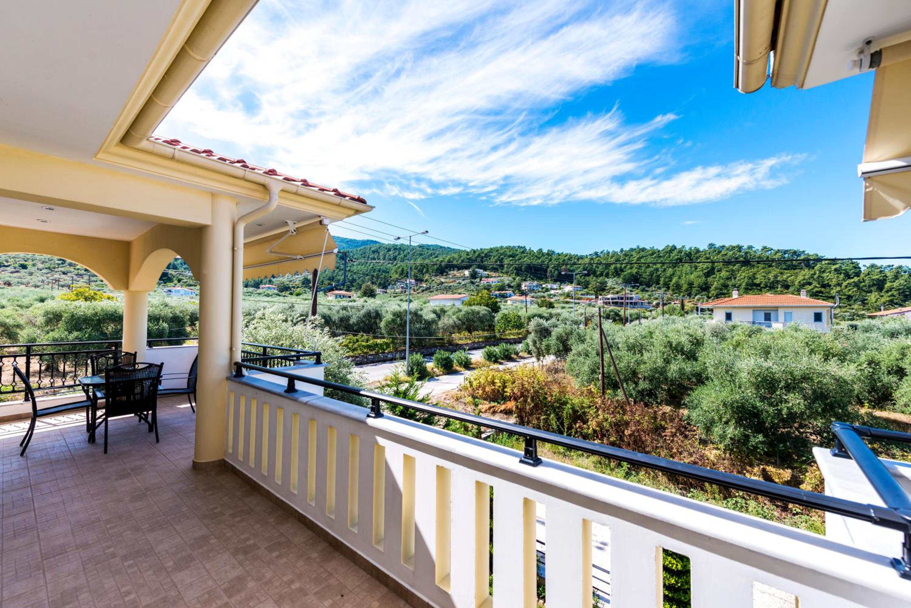 Mandani Villa Luxury Apartments