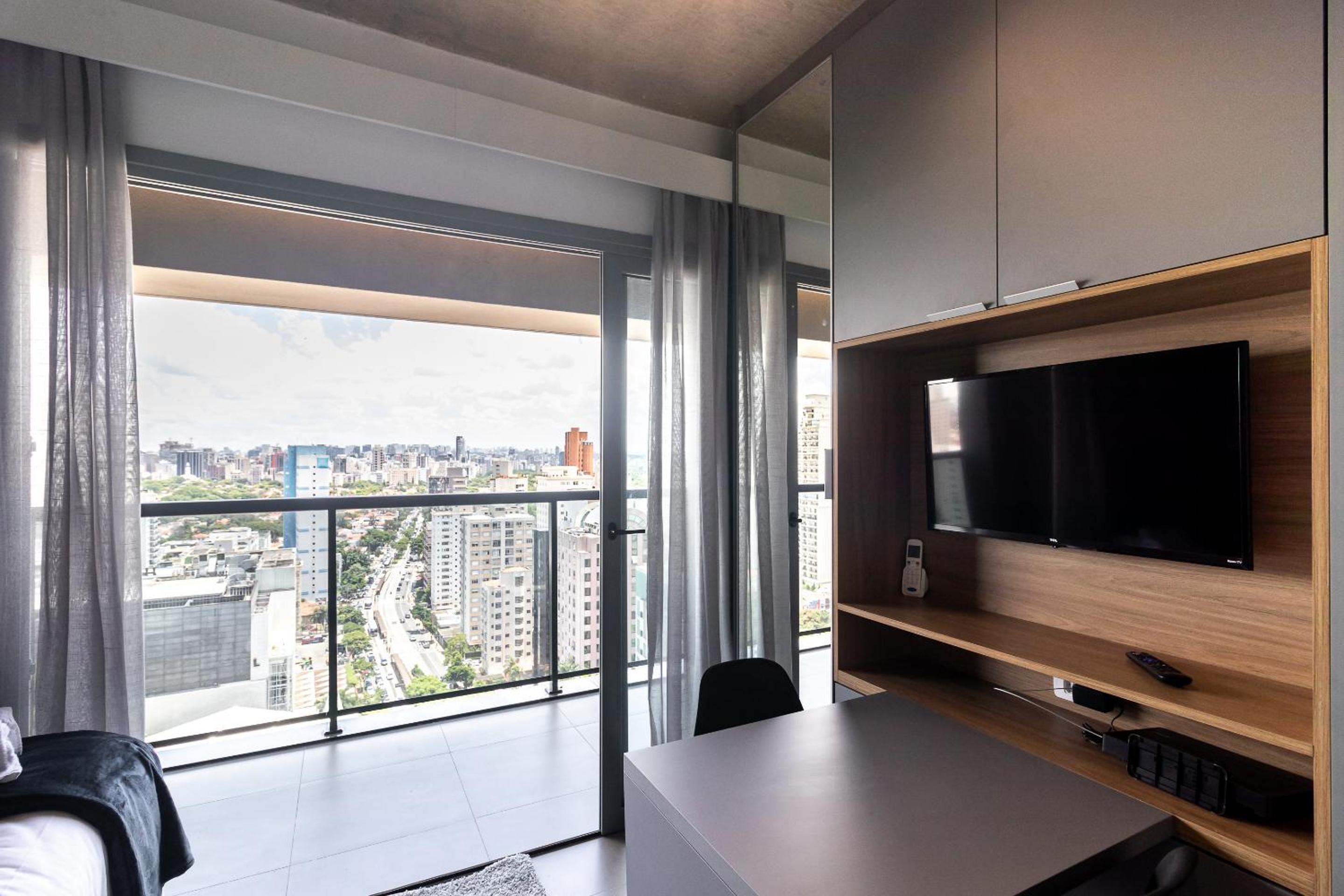 360 VN On Lorena by Housi