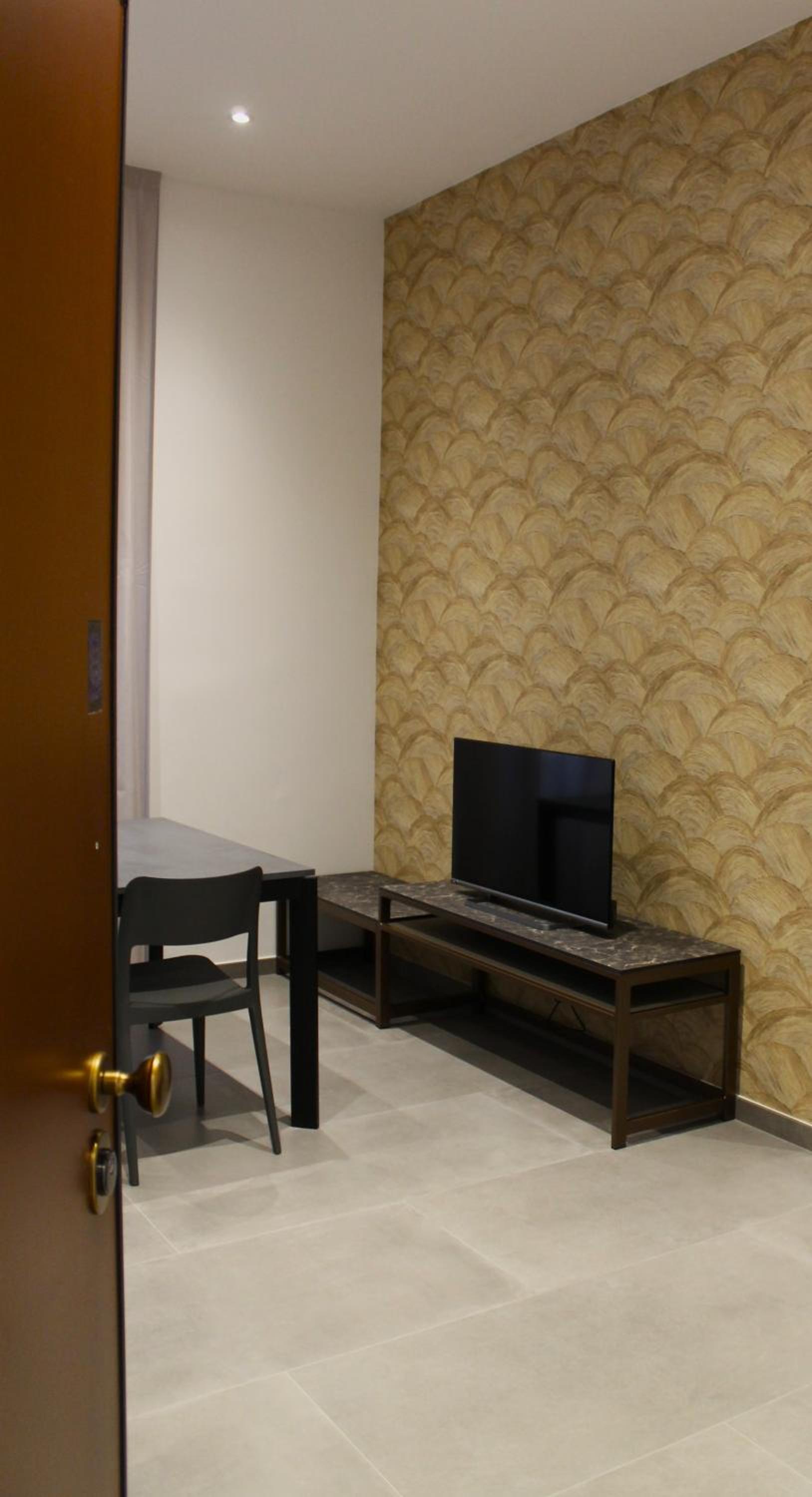 APARTMENT MIKI - MAURO MACCHI 91