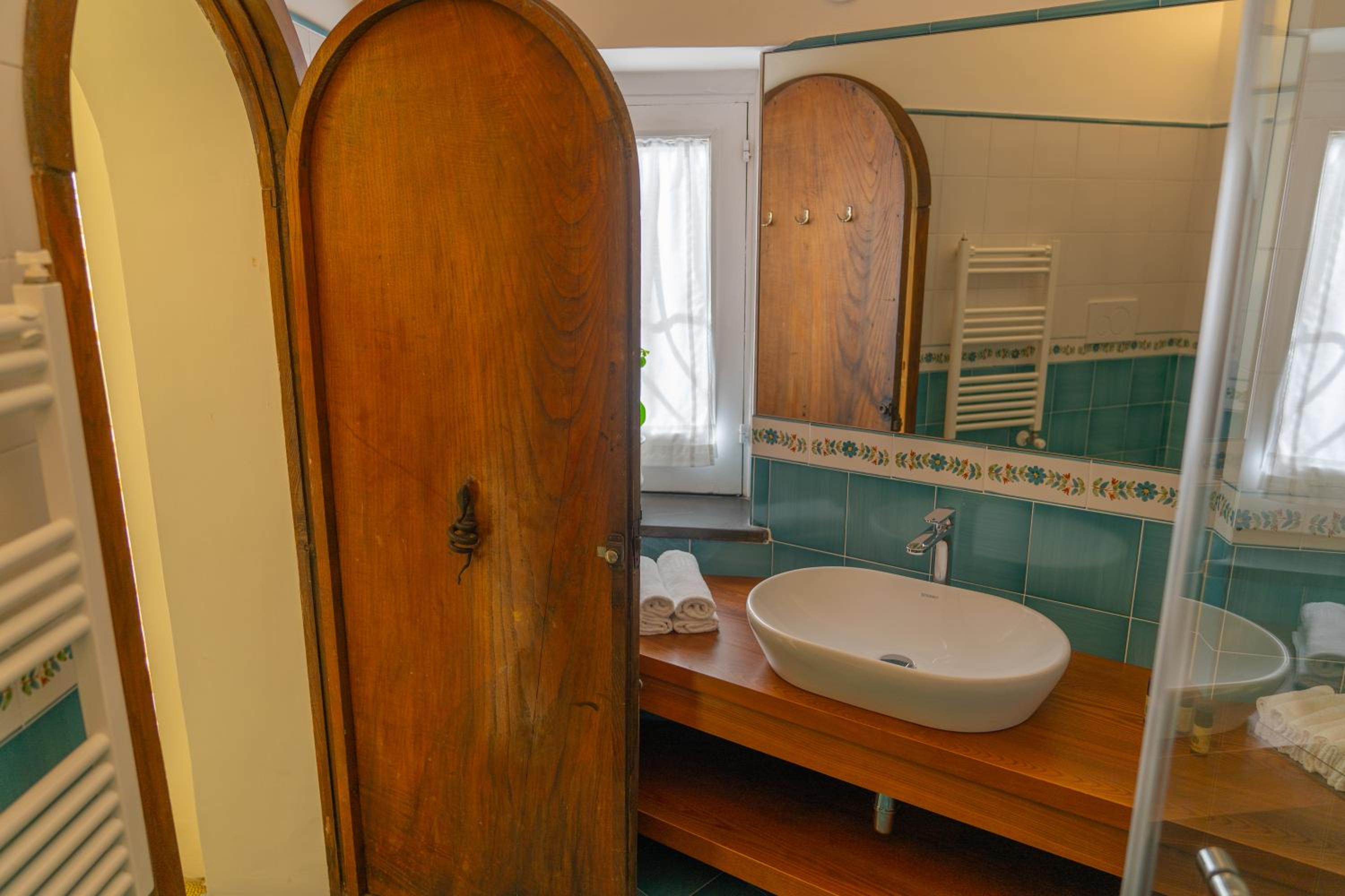 Casa Marina en Positano — bathroom