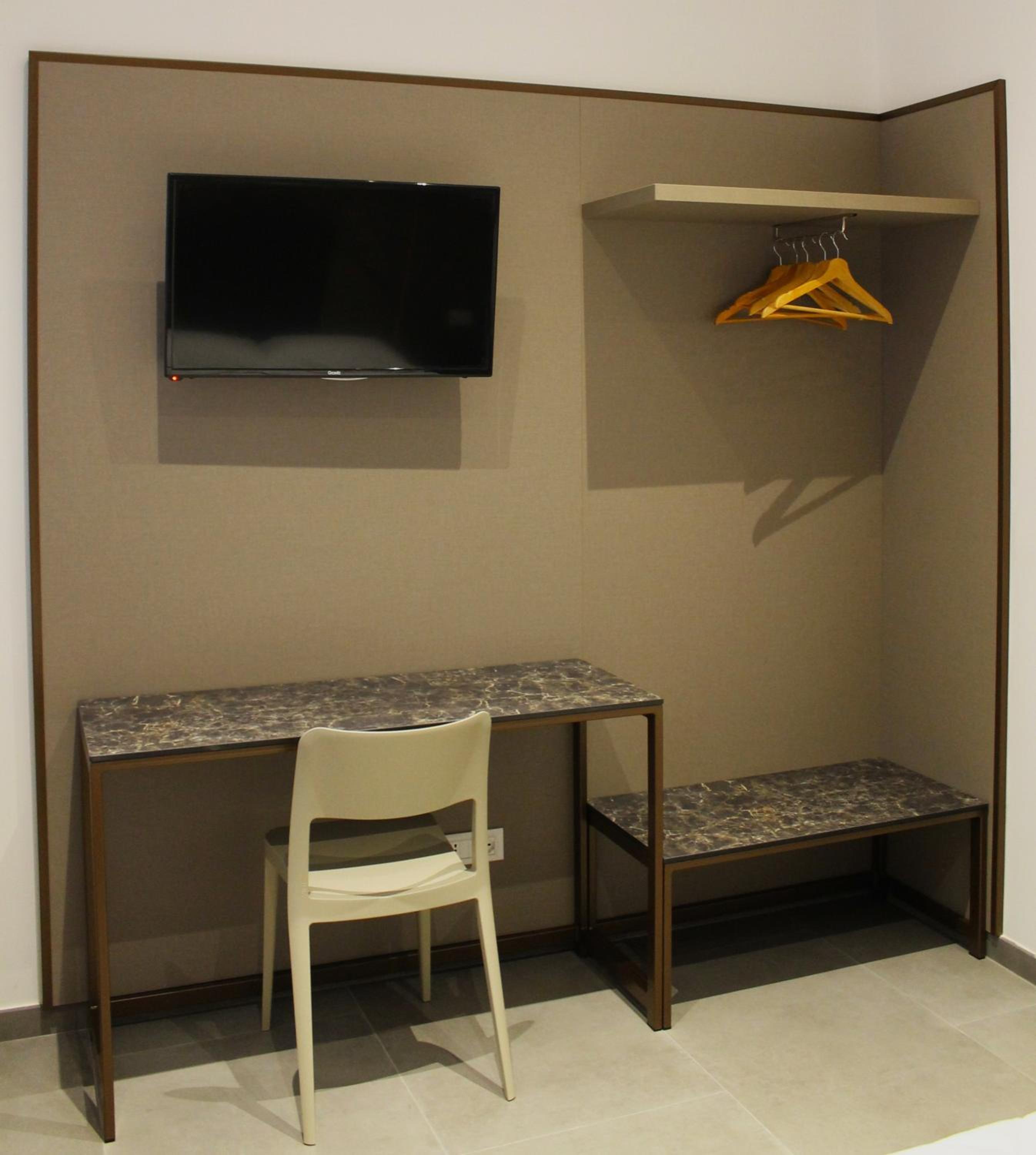 APARTMENT MIKI - MAURO MACCHI 91