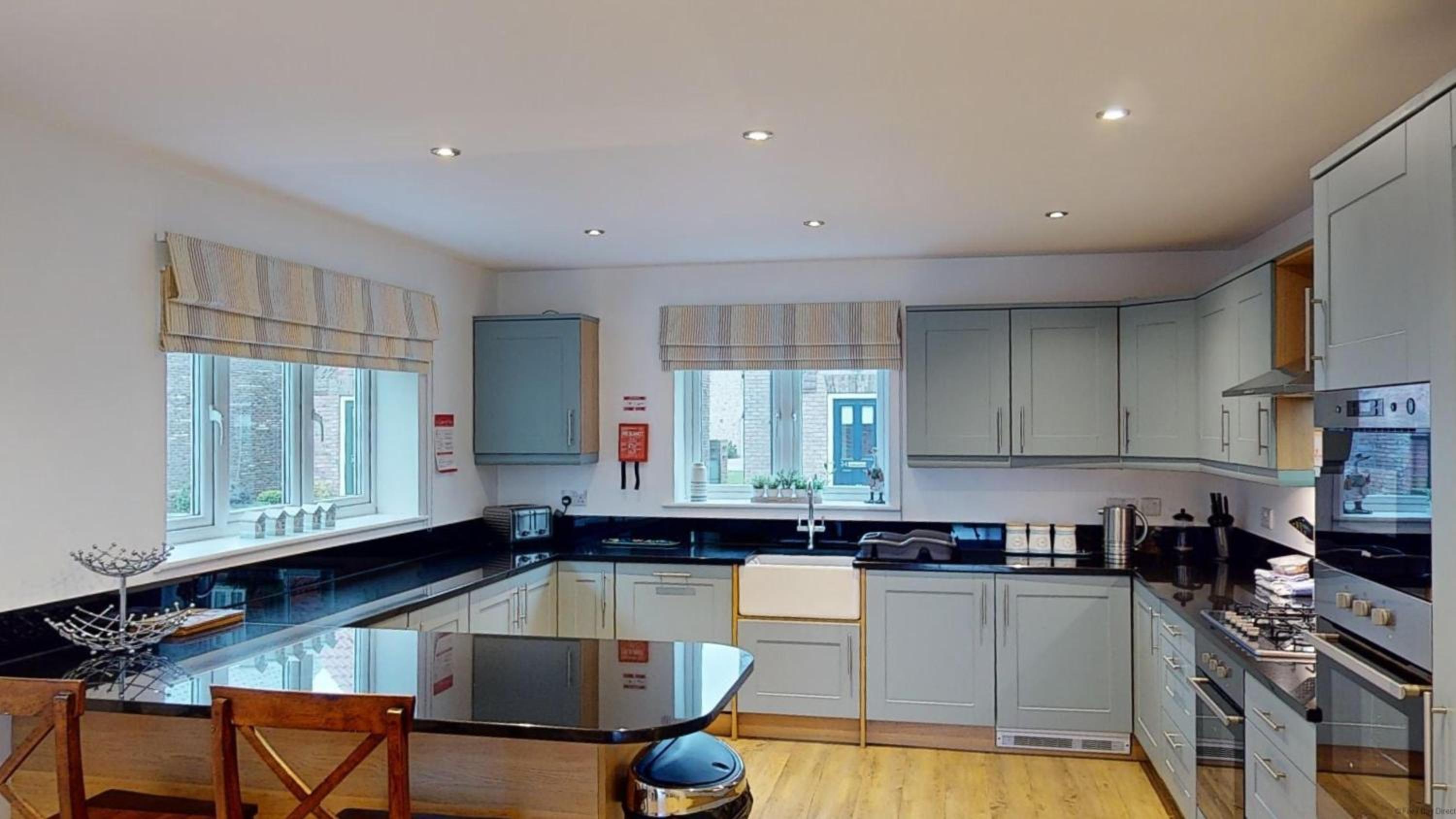 Bayside at The Bay Filey, sleeps 10 in 4 bedrooms, pet-free