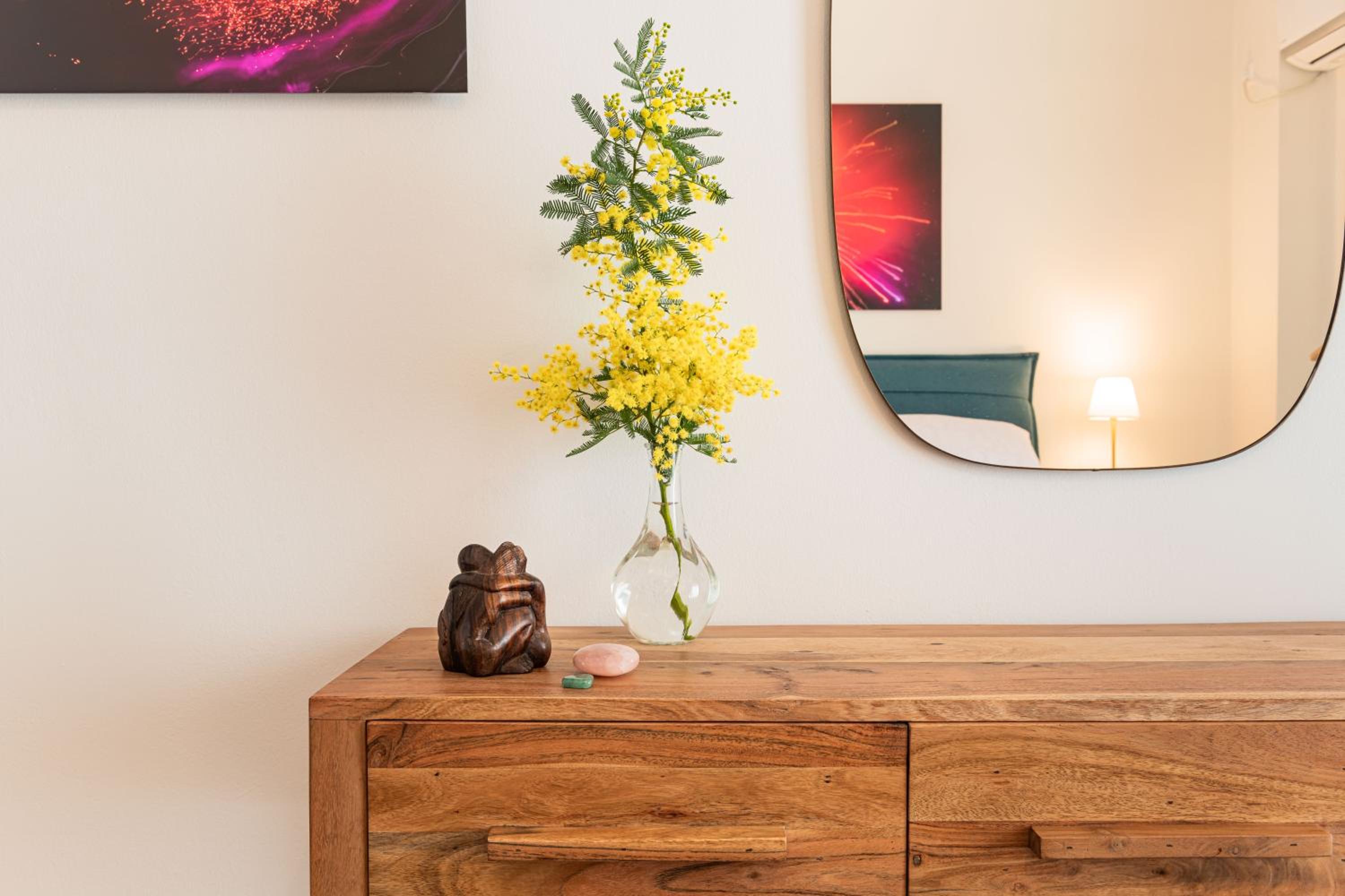 Artsy Spacious Cozy Apartment in Glyfada Center