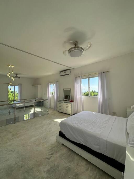 Casita Yanella