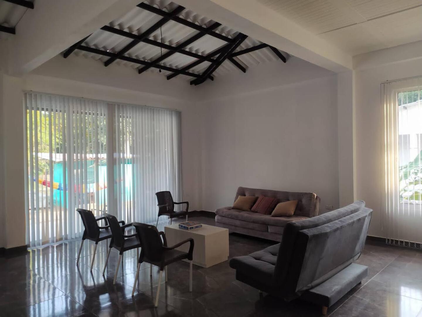 Villa Dhara