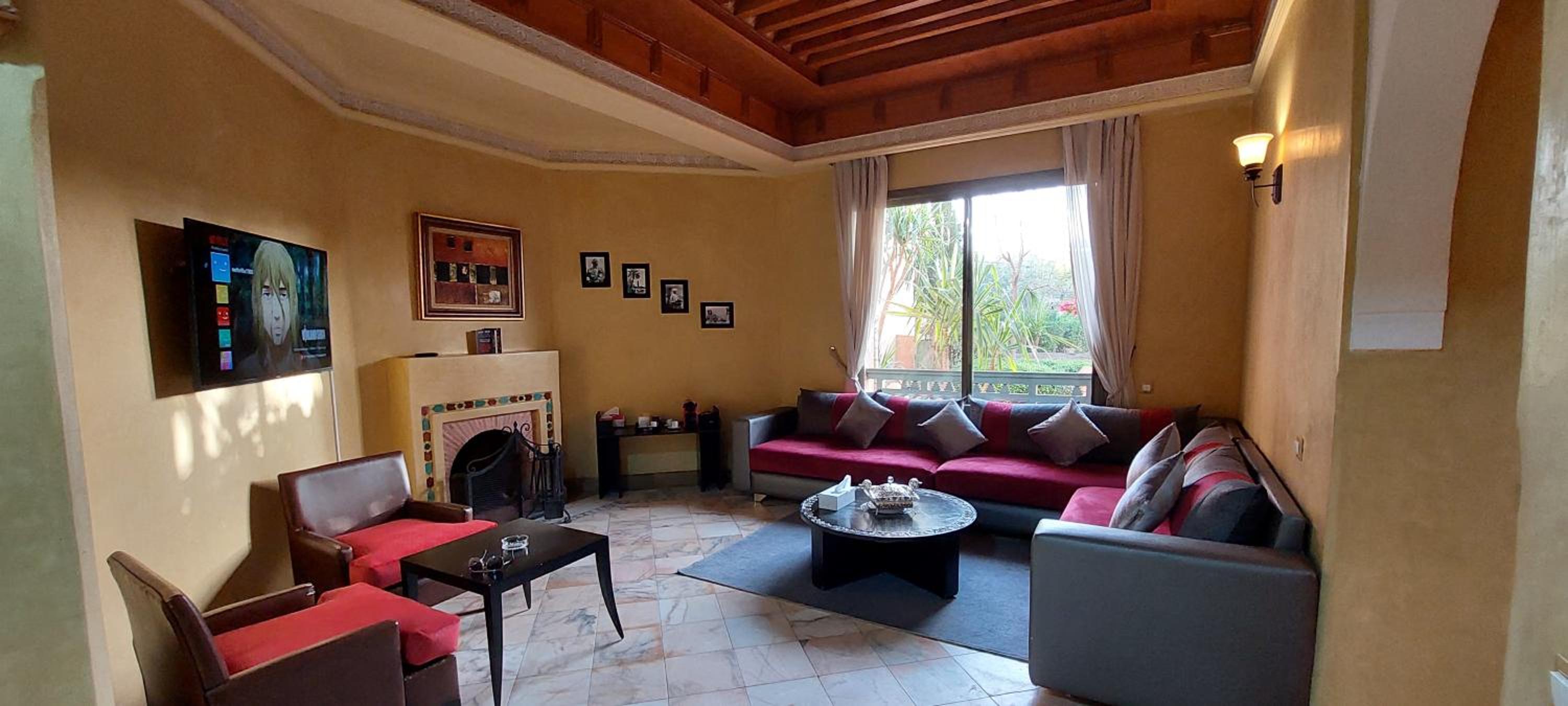 lounge