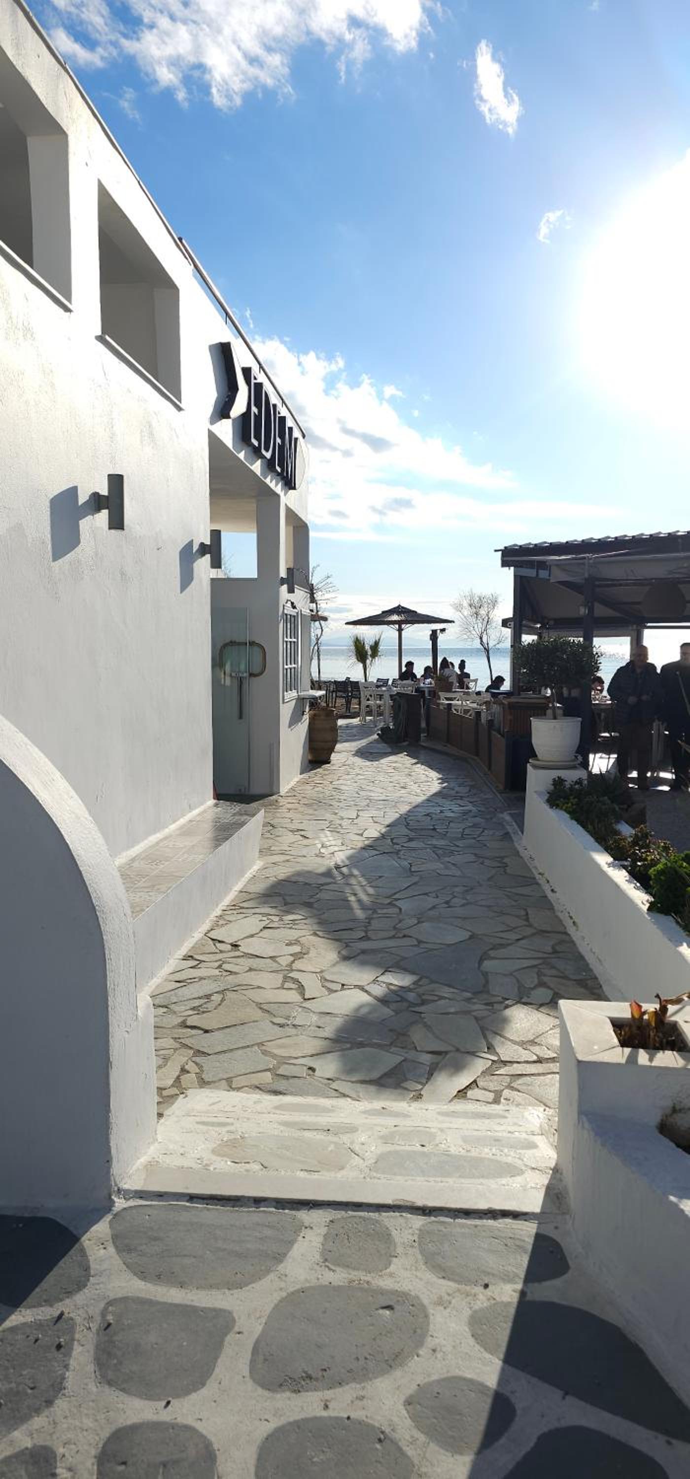 Luxurious Palace Marina Alimos