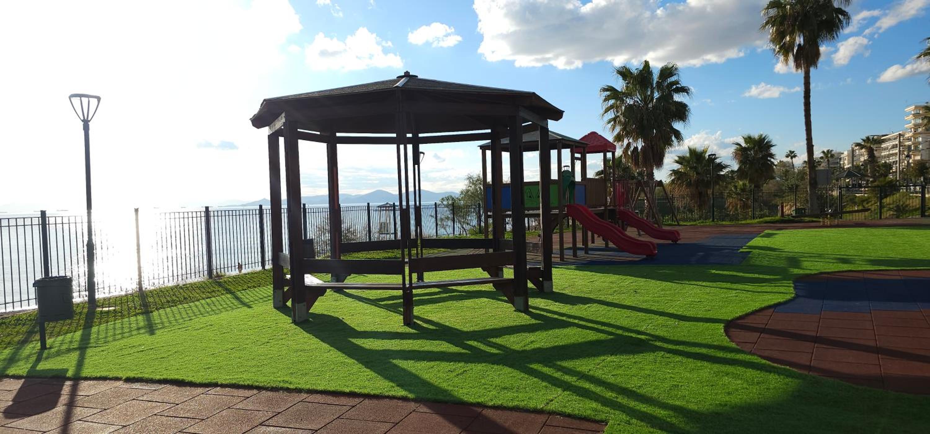 Luxurious Palace Marina Alimos