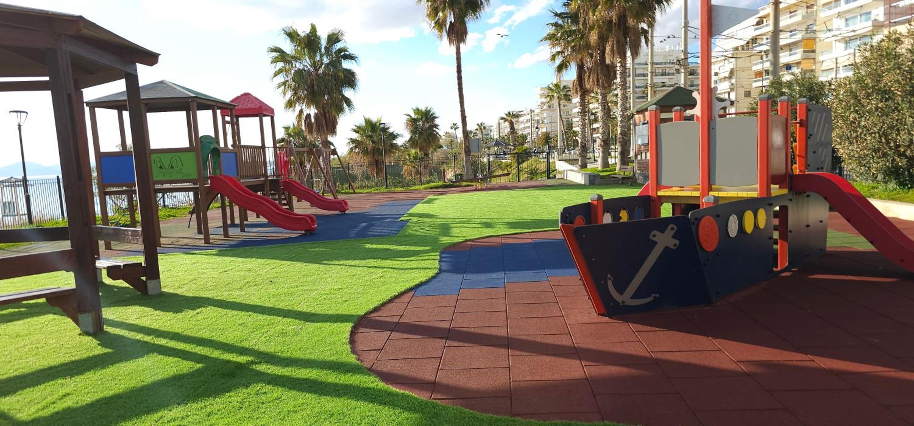 Luxurious Palace Marina Alimos
