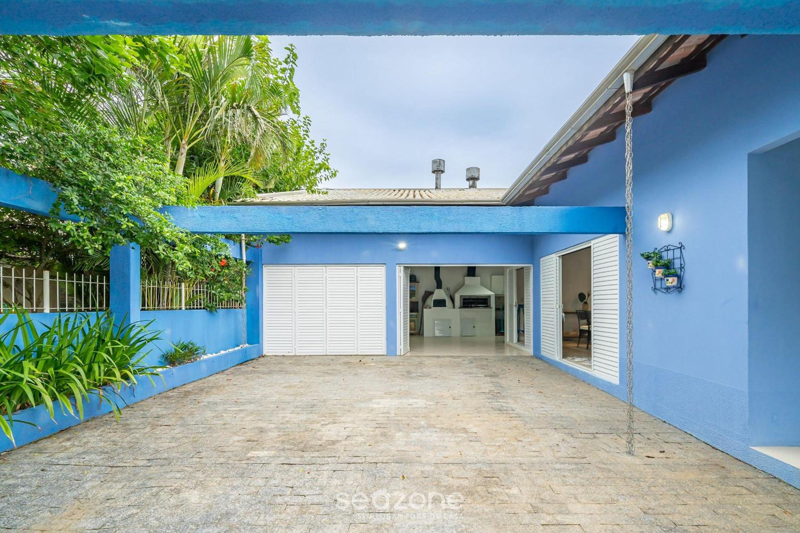 4BR Home w/ BBQ 100m from Beach JAT0355