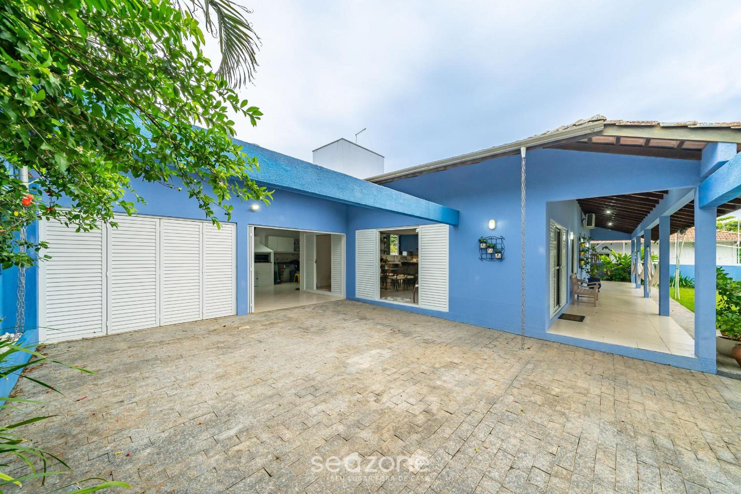 4BR Home w/ BBQ 100m from Beach JAT0355