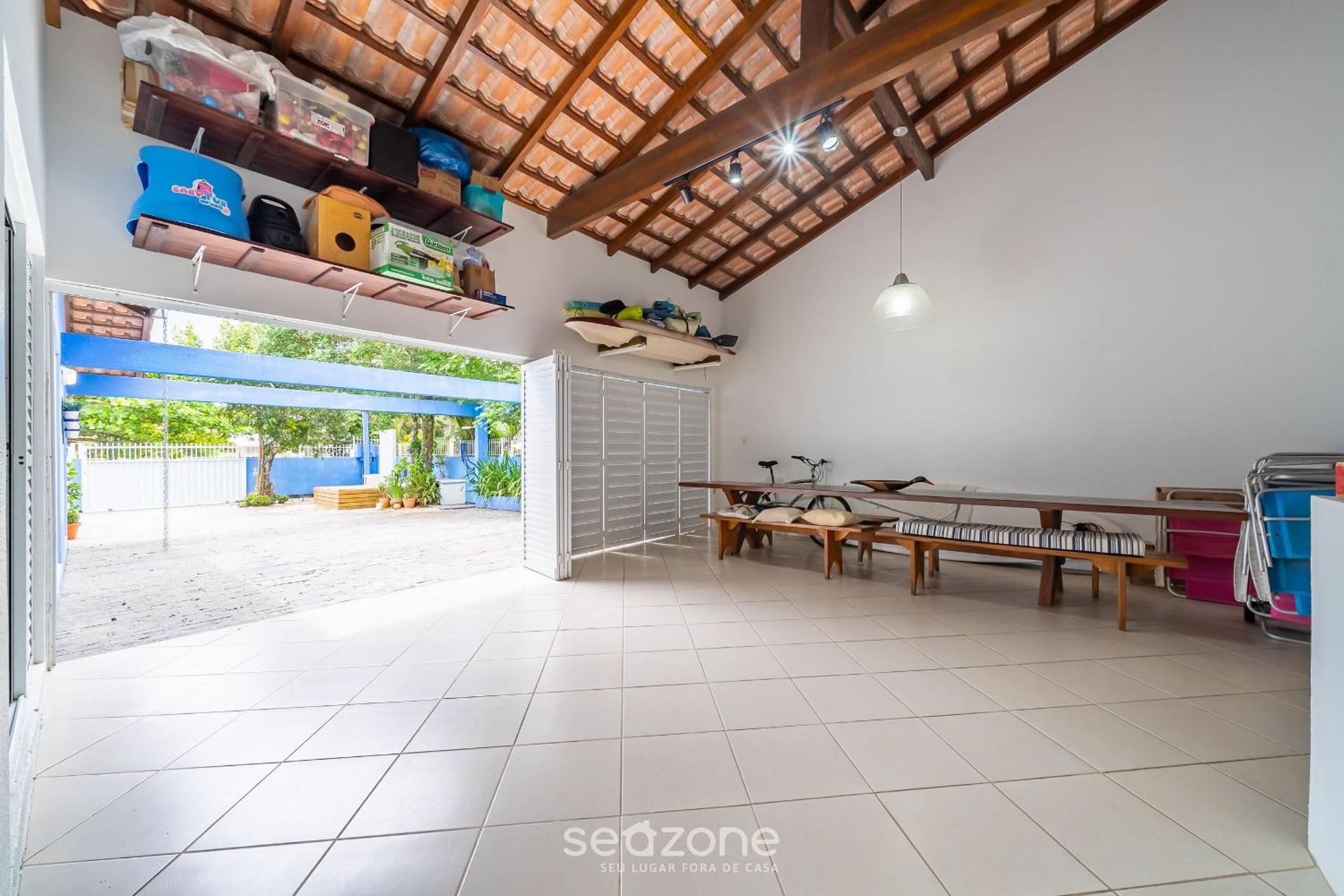 4BR Home w/ BBQ 100m from Beach JAT0355