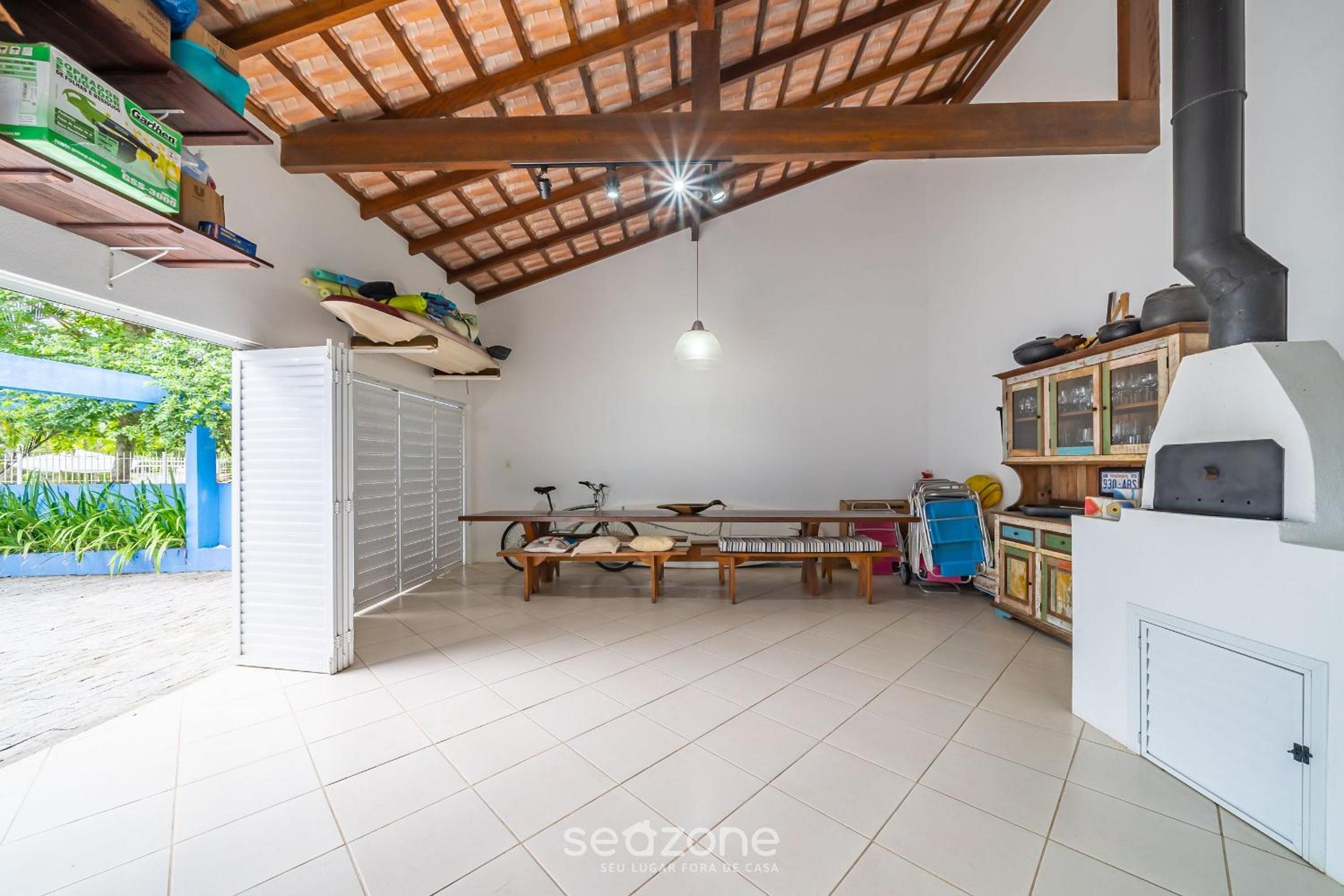 4BR Home w/ BBQ 100m from Beach JAT0355