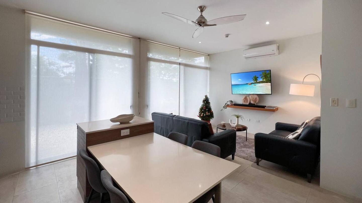 Exclusive fully equipped Condo with great pool