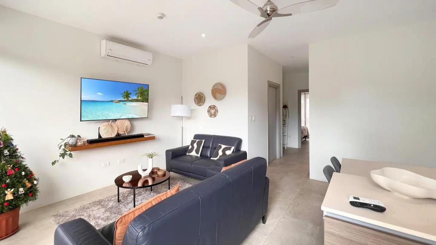 Exclusive fully equipped Condo with great pool