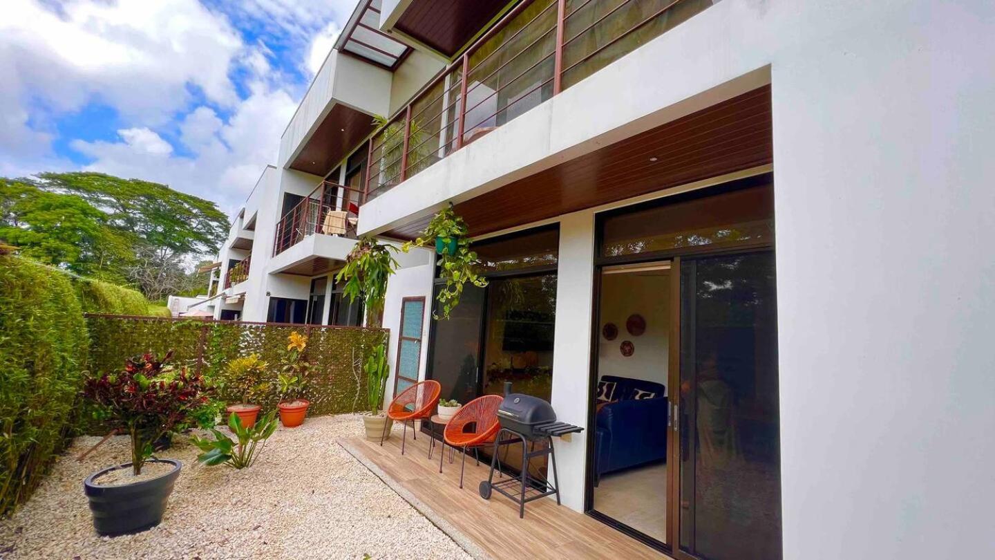 Exclusive fully equipped Condo with great pool