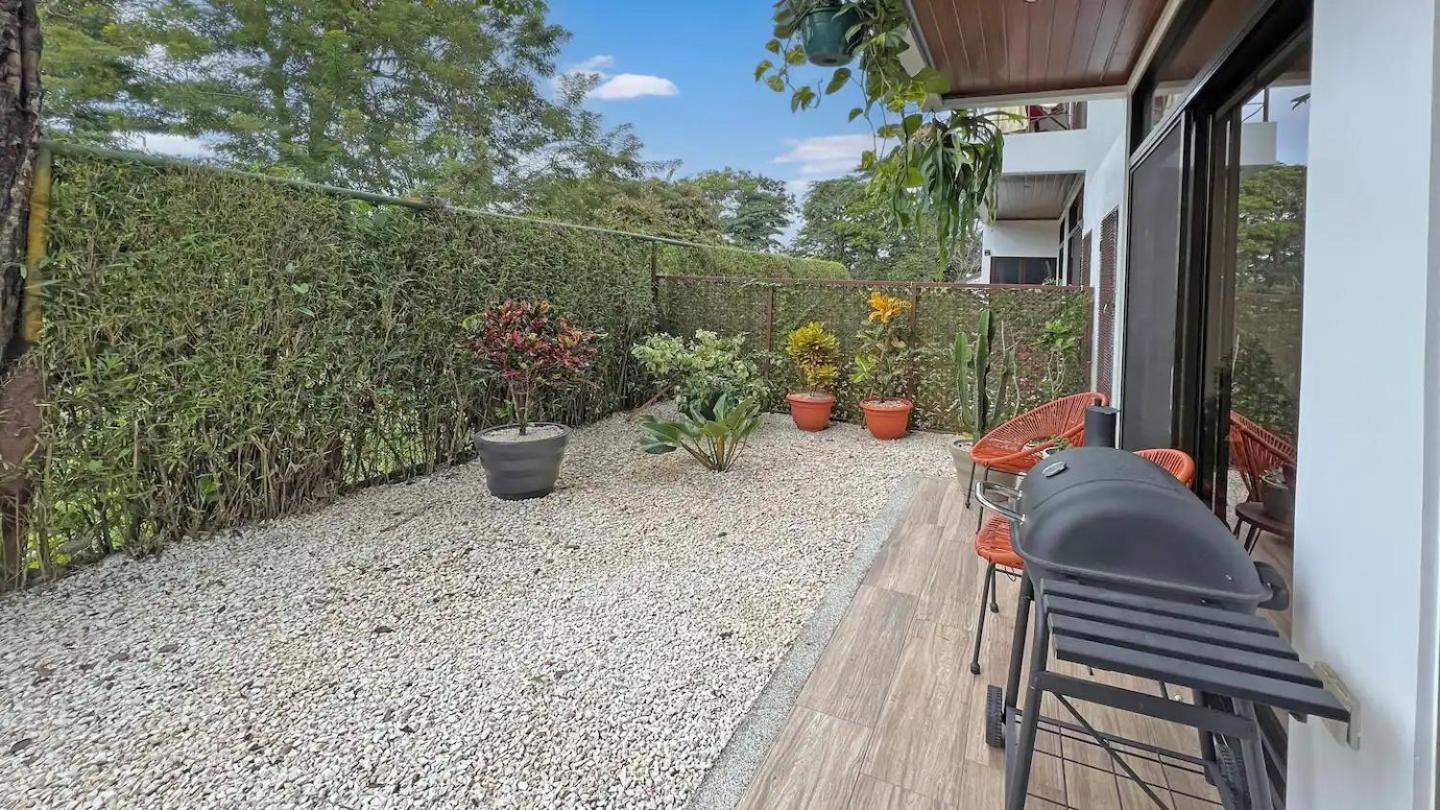 Exclusive fully equipped Condo with great pool