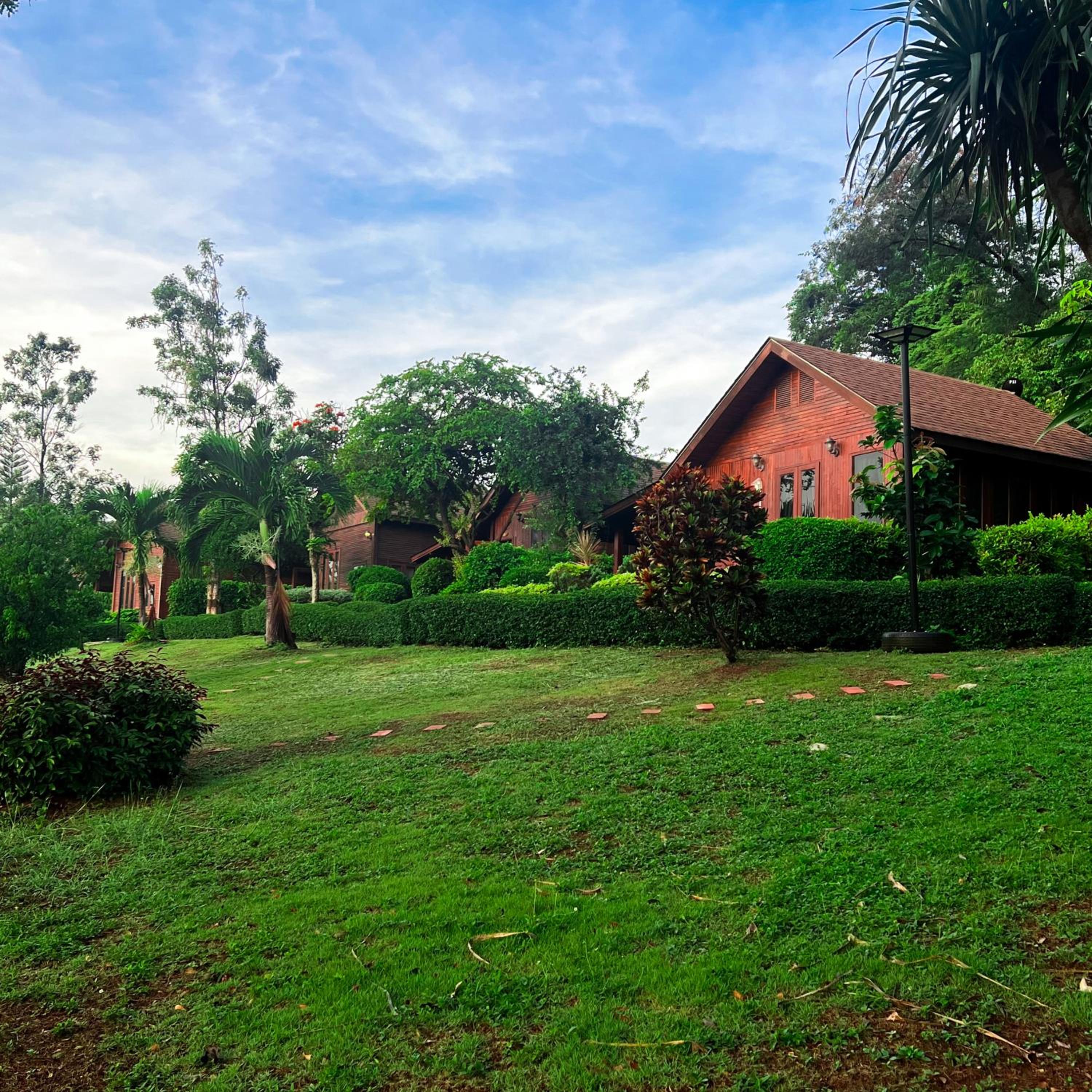 Maingern Maithong Resort