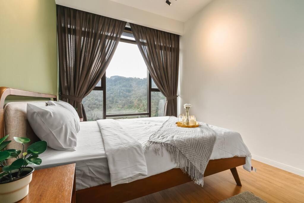 KL East Mall@TheRidge-Netflix-Stylish-MountainView