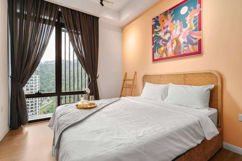 KL East Mall@TheRidge-Netflix-Stylish-MountainView