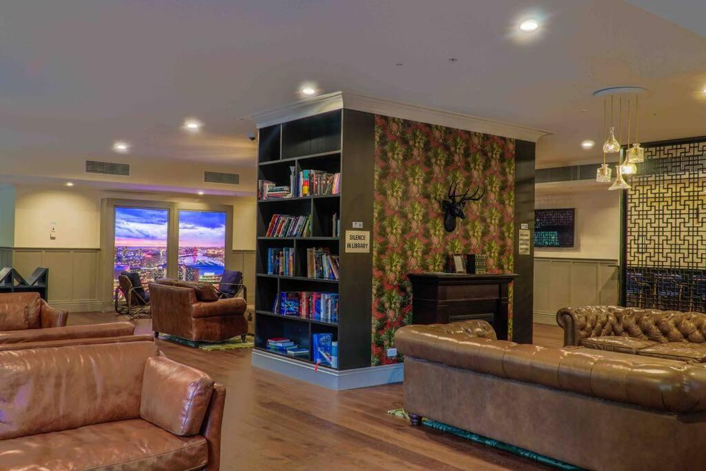 Best location in the CBD; pool, gym, rockclimbing +7 other amenities