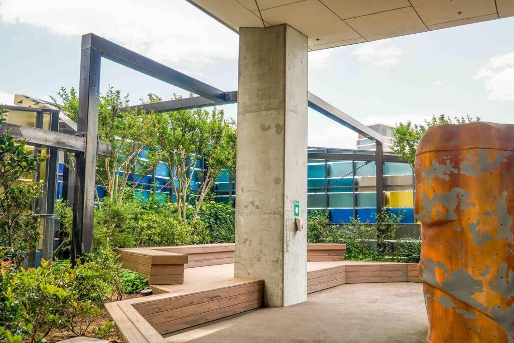 Best location in the CBD; pool, gym, rockclimbing +7 other amenities