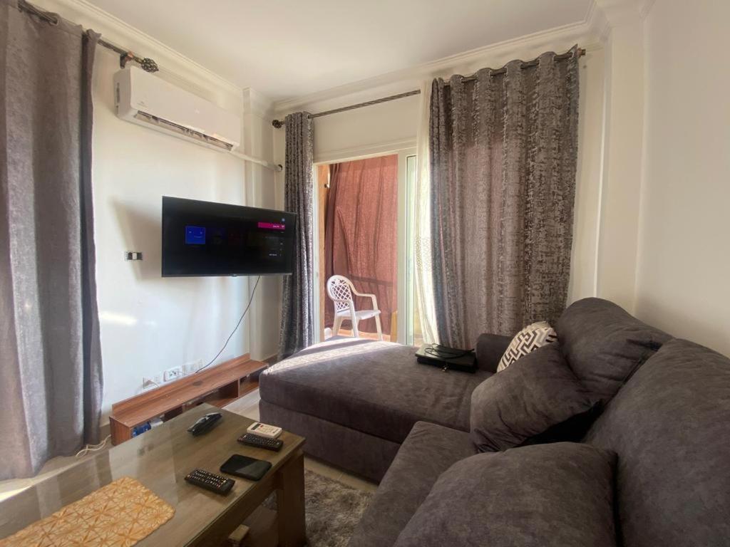 New and comfortable apt in madinaty compound