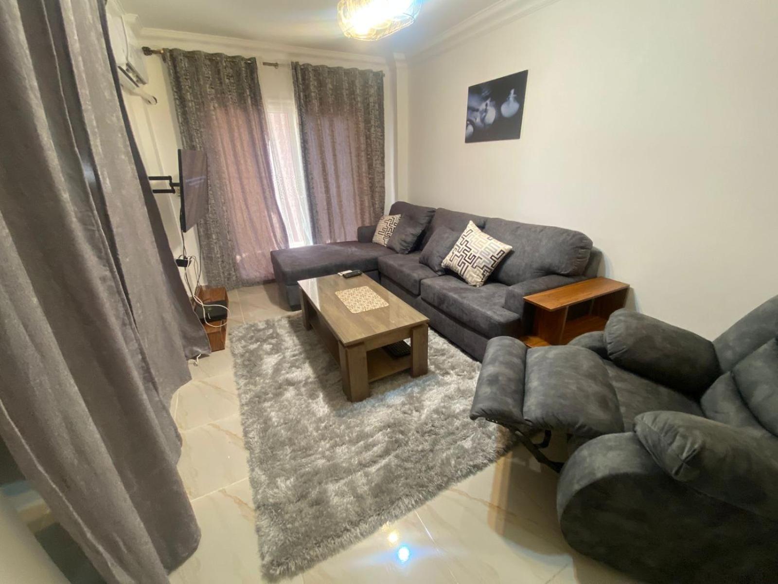 New and comfortable apt in madinaty compound