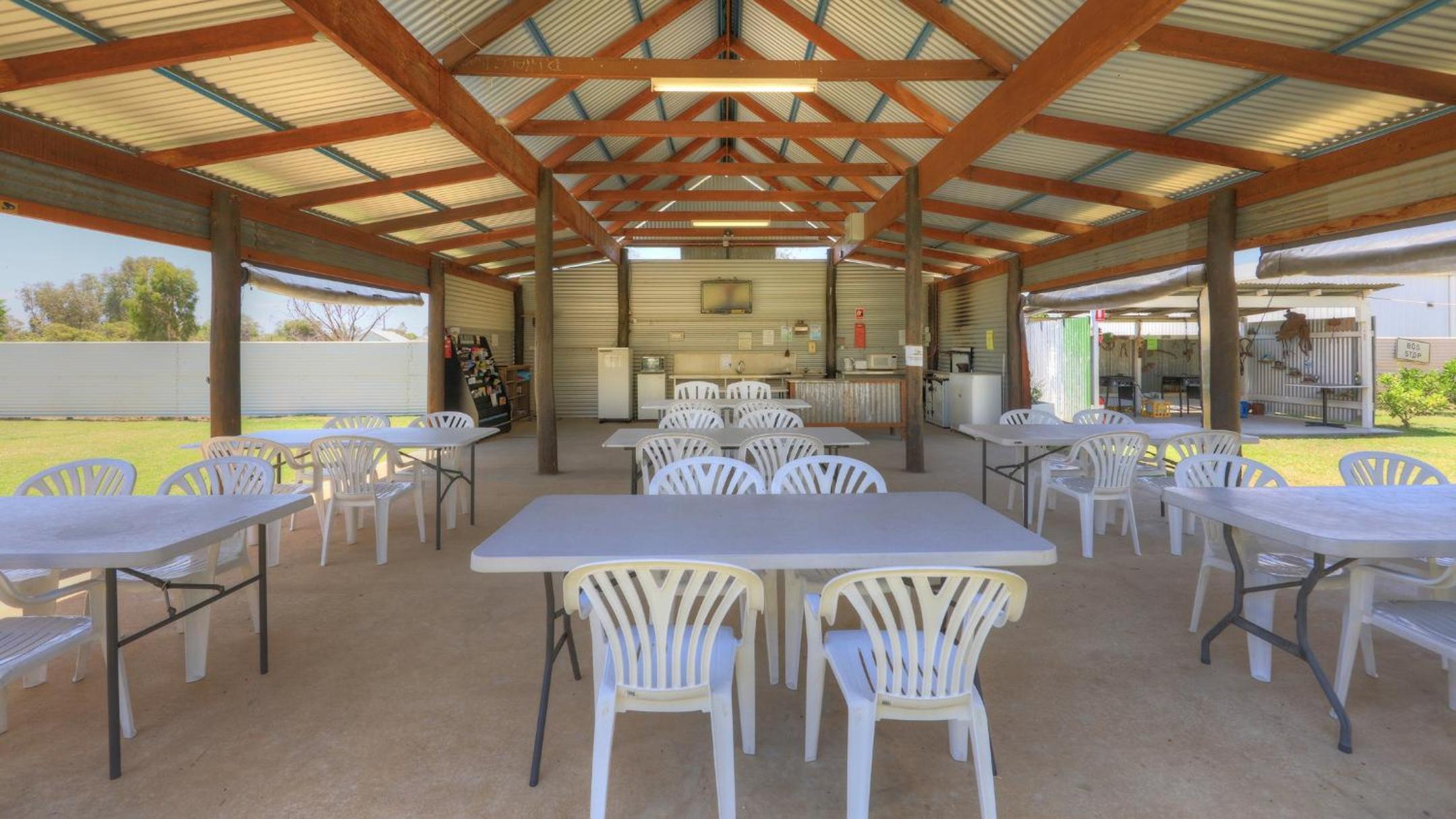 Barcaldine Caravan Park