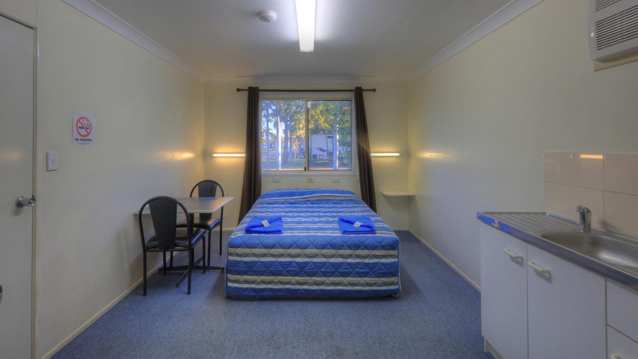 Barcaldine Caravan Park