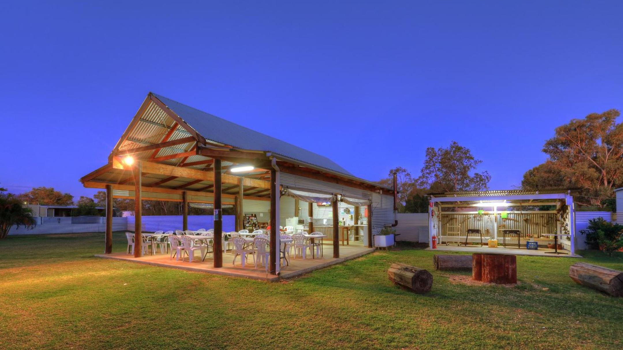 Barcaldine Caravan Park
