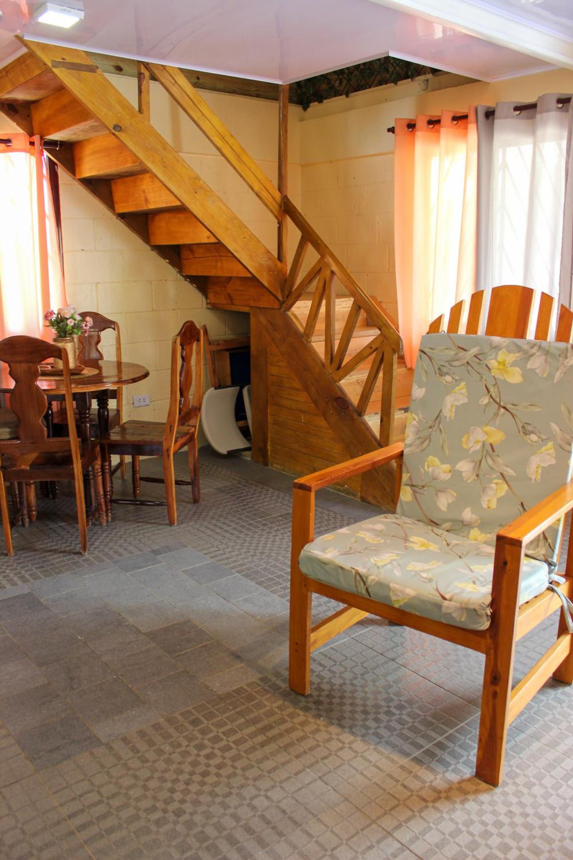 Villa Raynell