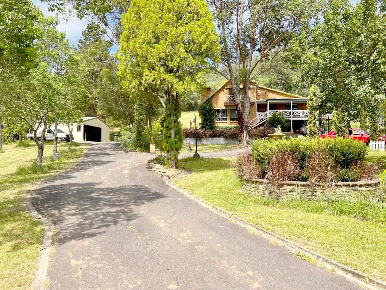 Mount Hunter Manor