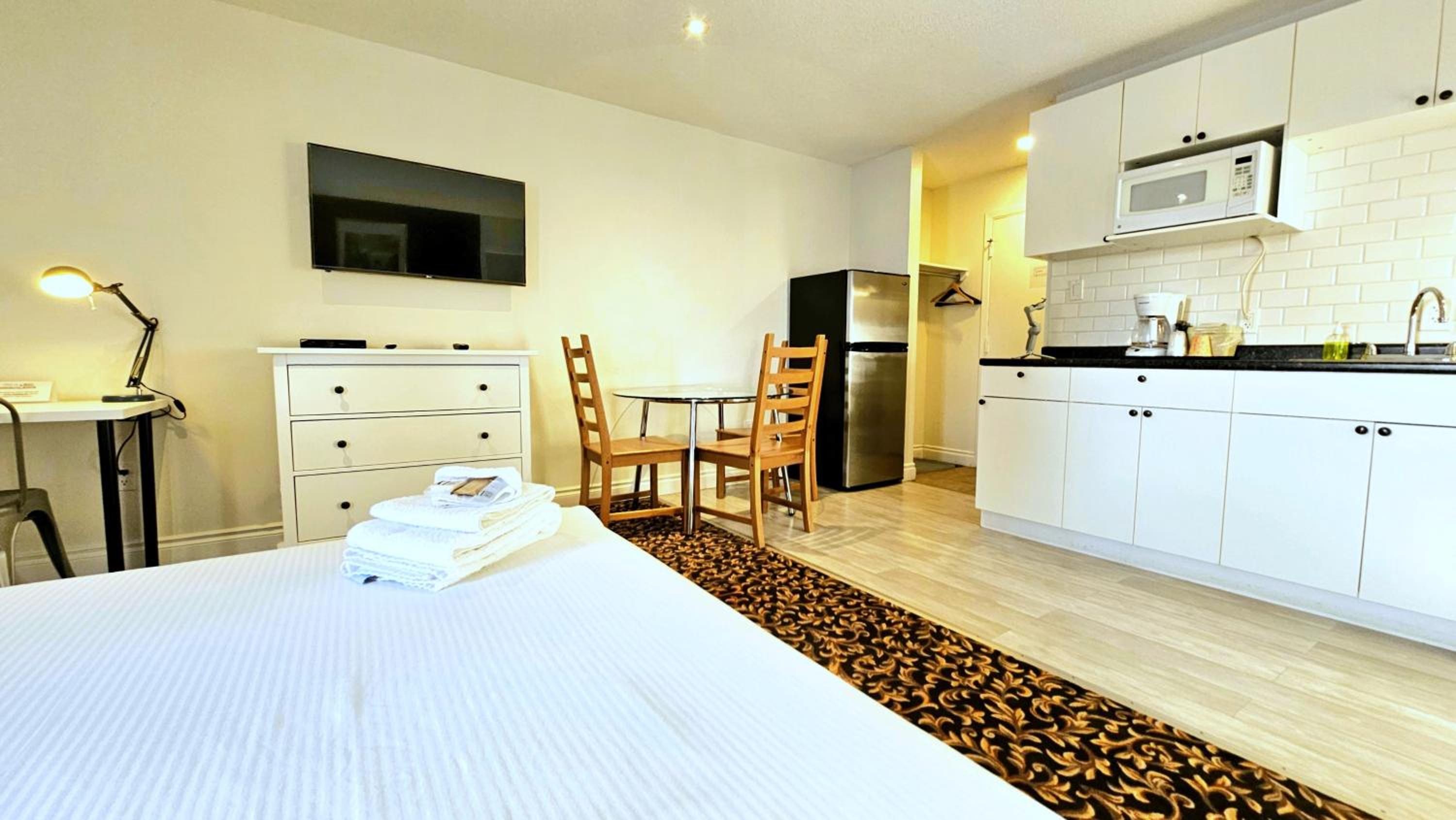 Cloud 9 Inn