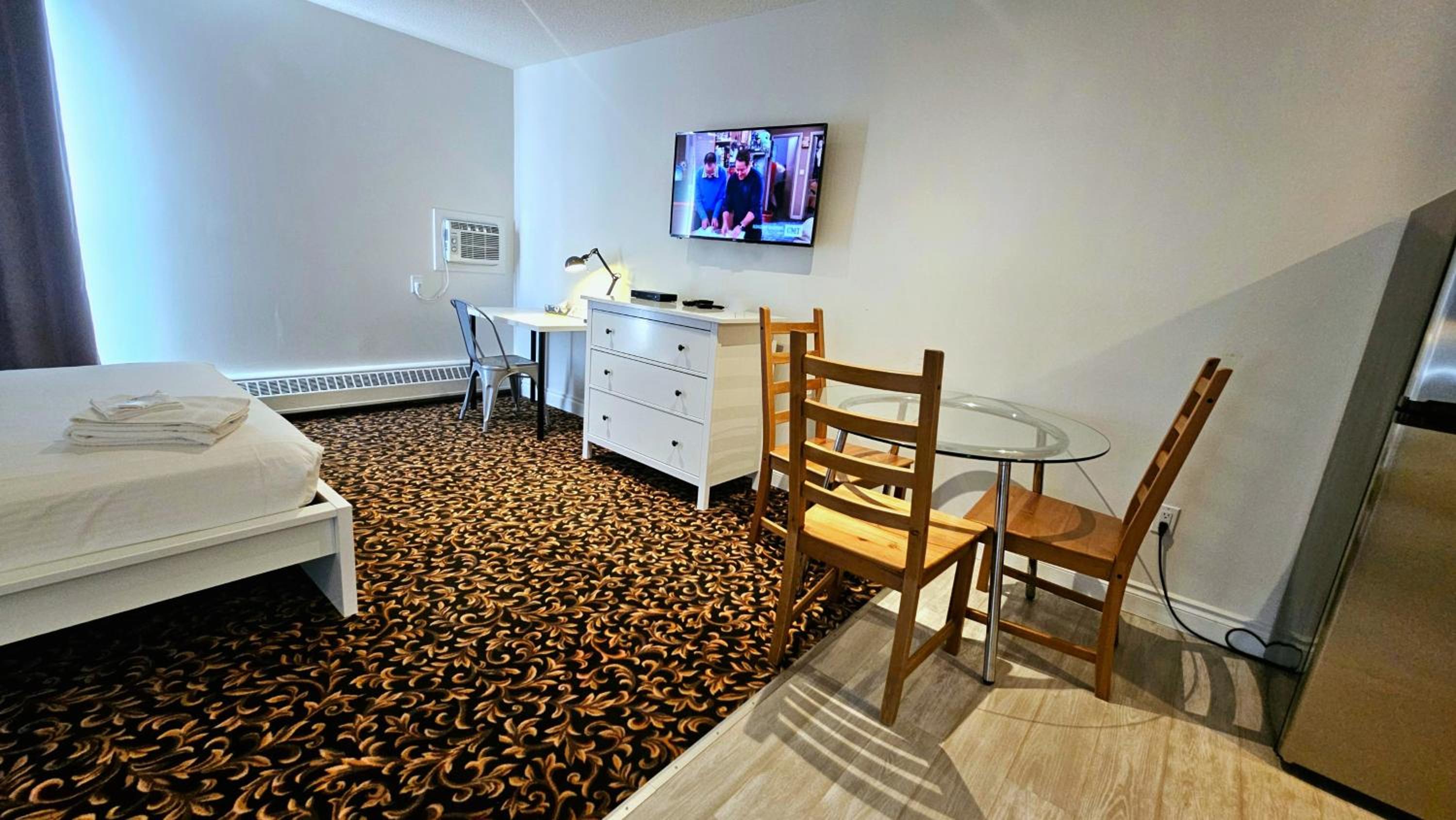 Cloud 9 Inn