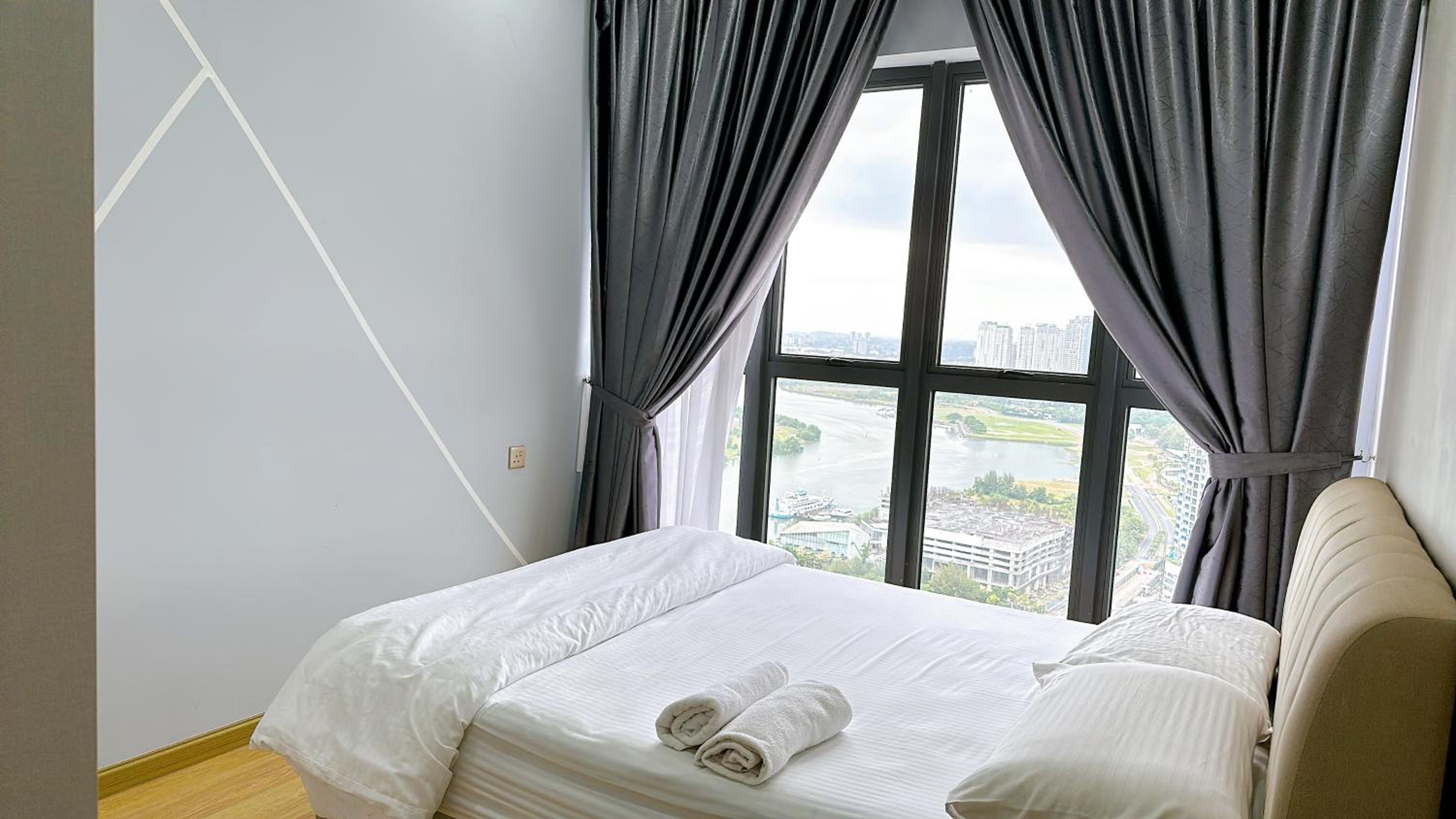 Kings Bay Country Garden Danga Bay by Cactus Homestay