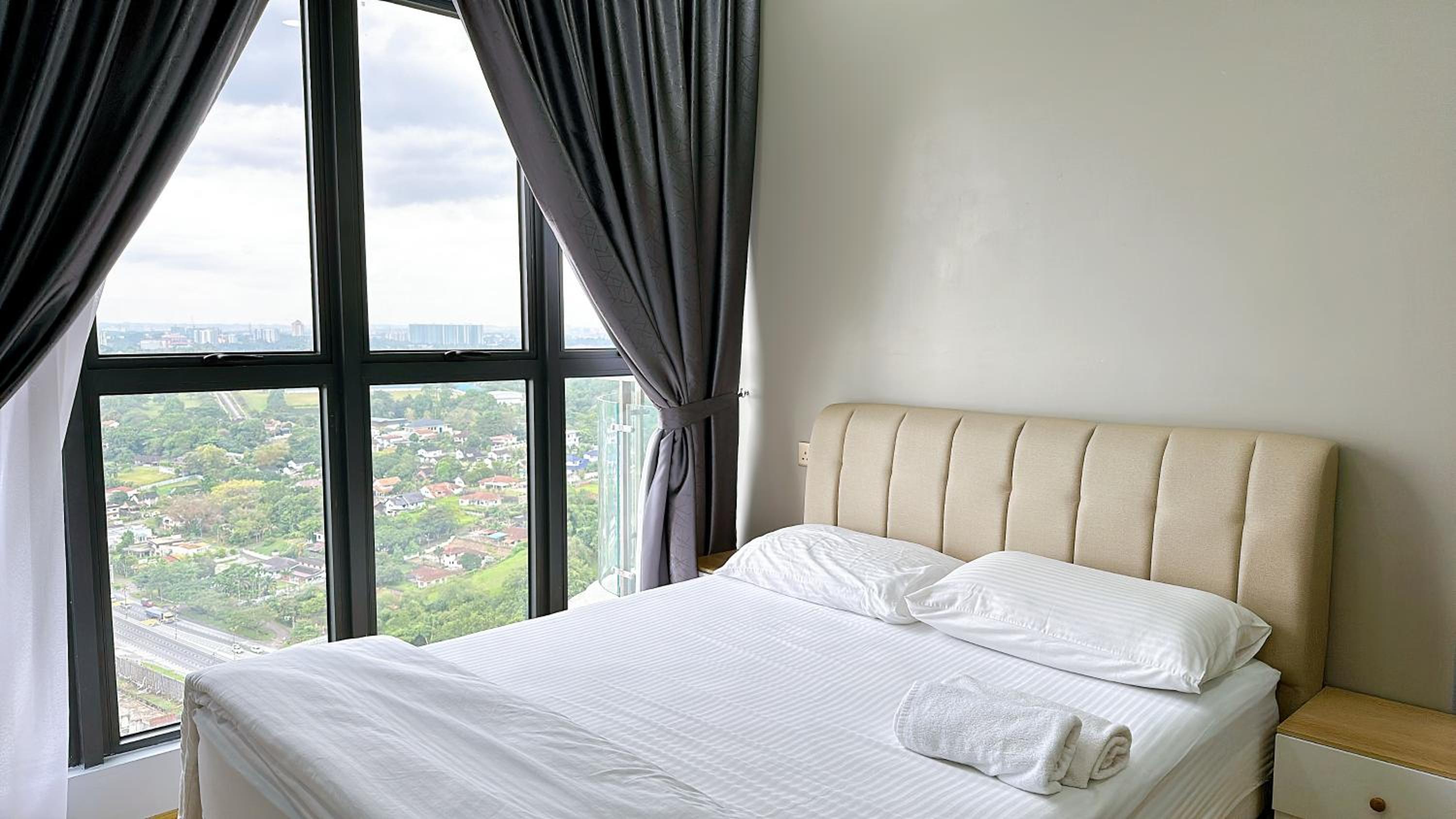 Kings Bay Country Garden Danga Bay by Cactus Homestay