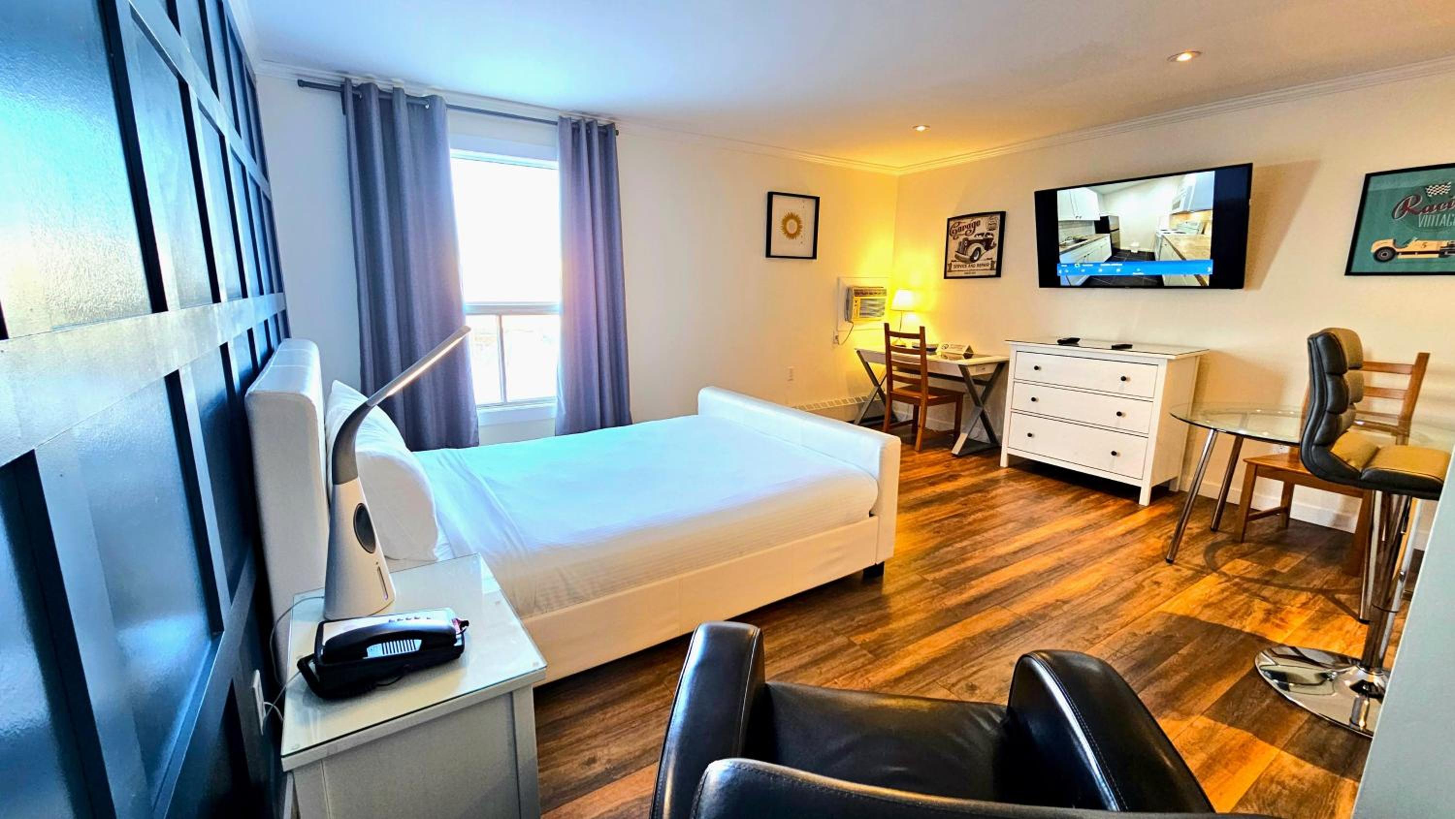 Cloud 9 Inn