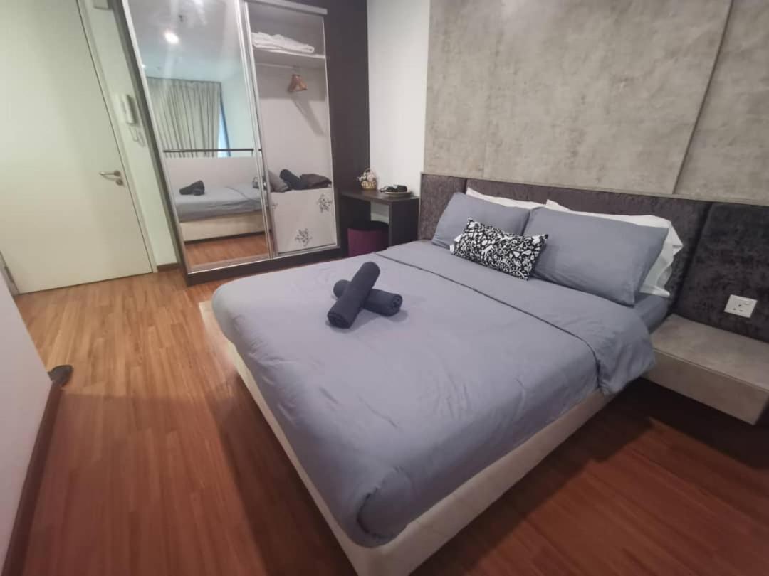 Icity shah Alam duplex 8pax 2R2B photo 4
