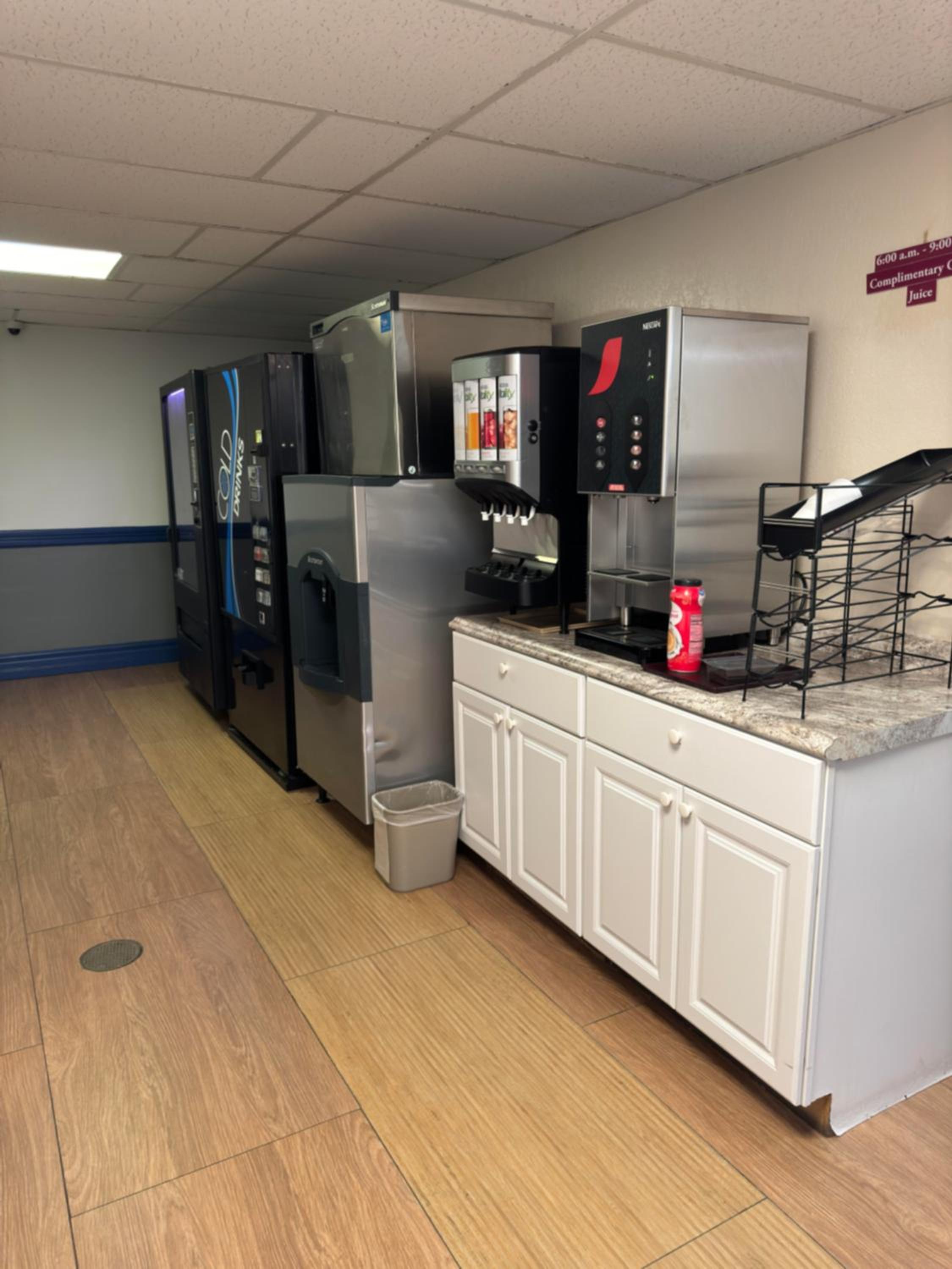 Econo Lodge Waite Park - St Cloud