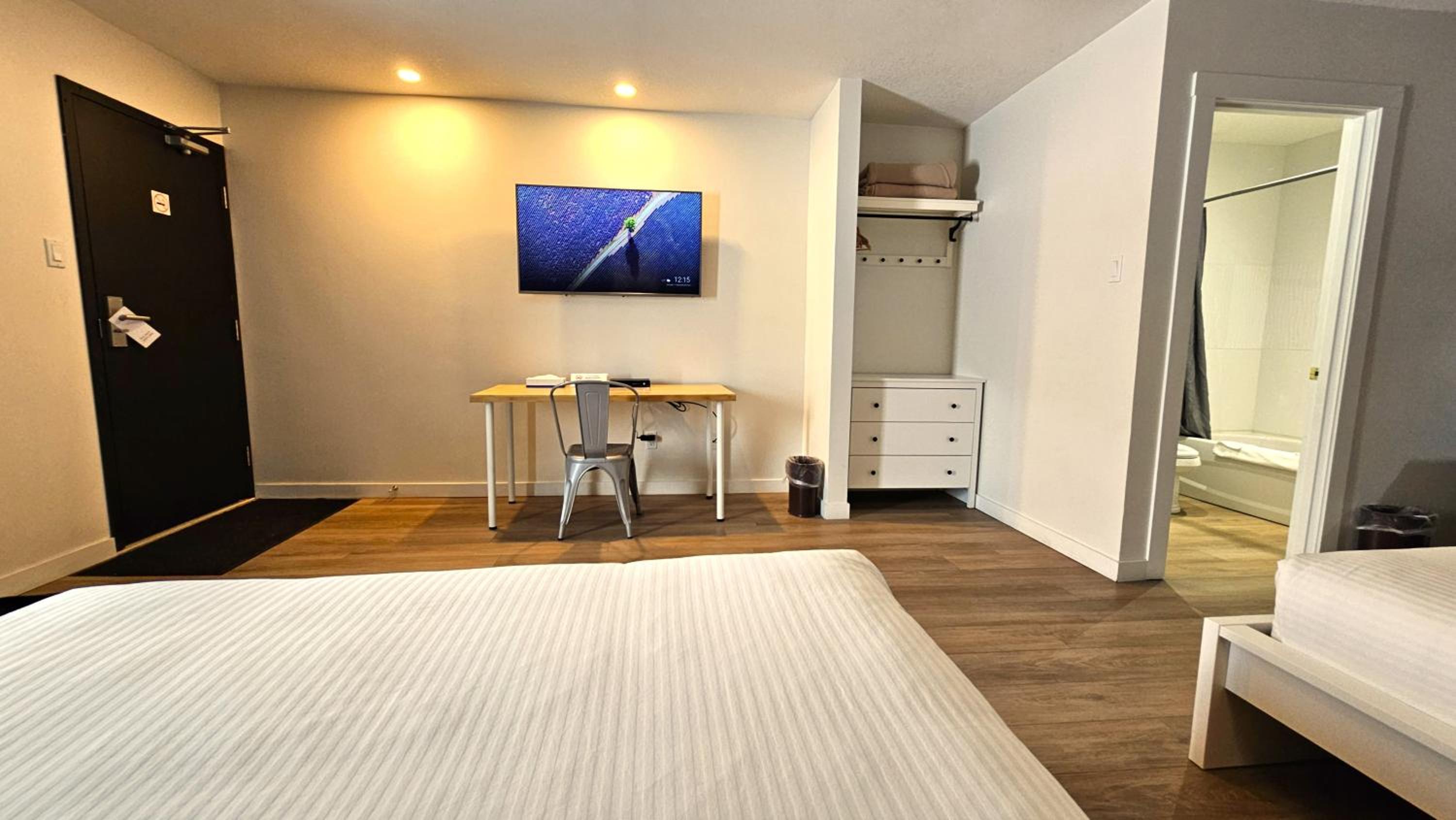Cloud 9 Inn