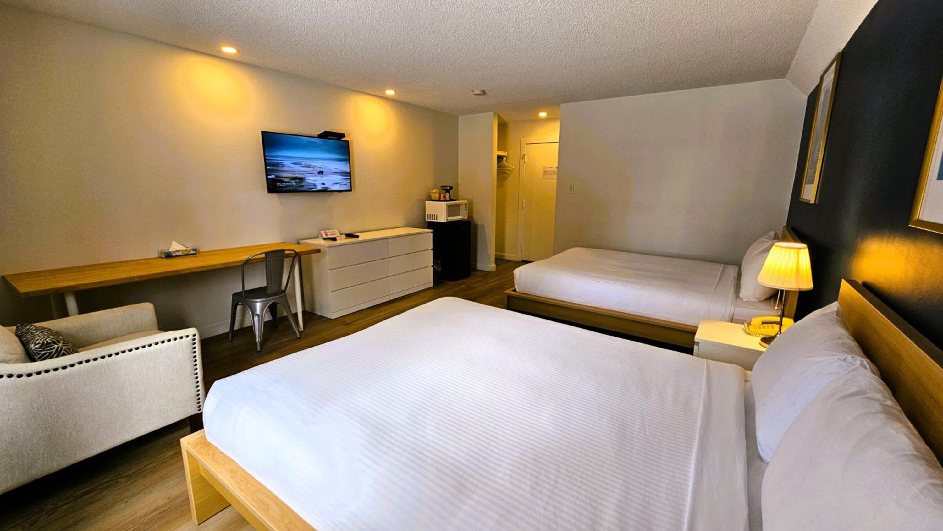 Cloud 9 Inn